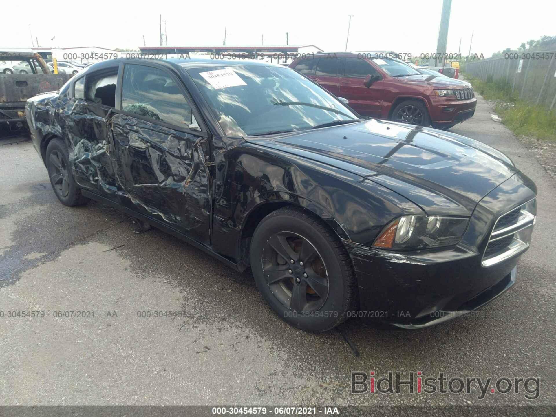 Photo 2C3CDXBG8EH193025 - DODGE CHARGER 2014