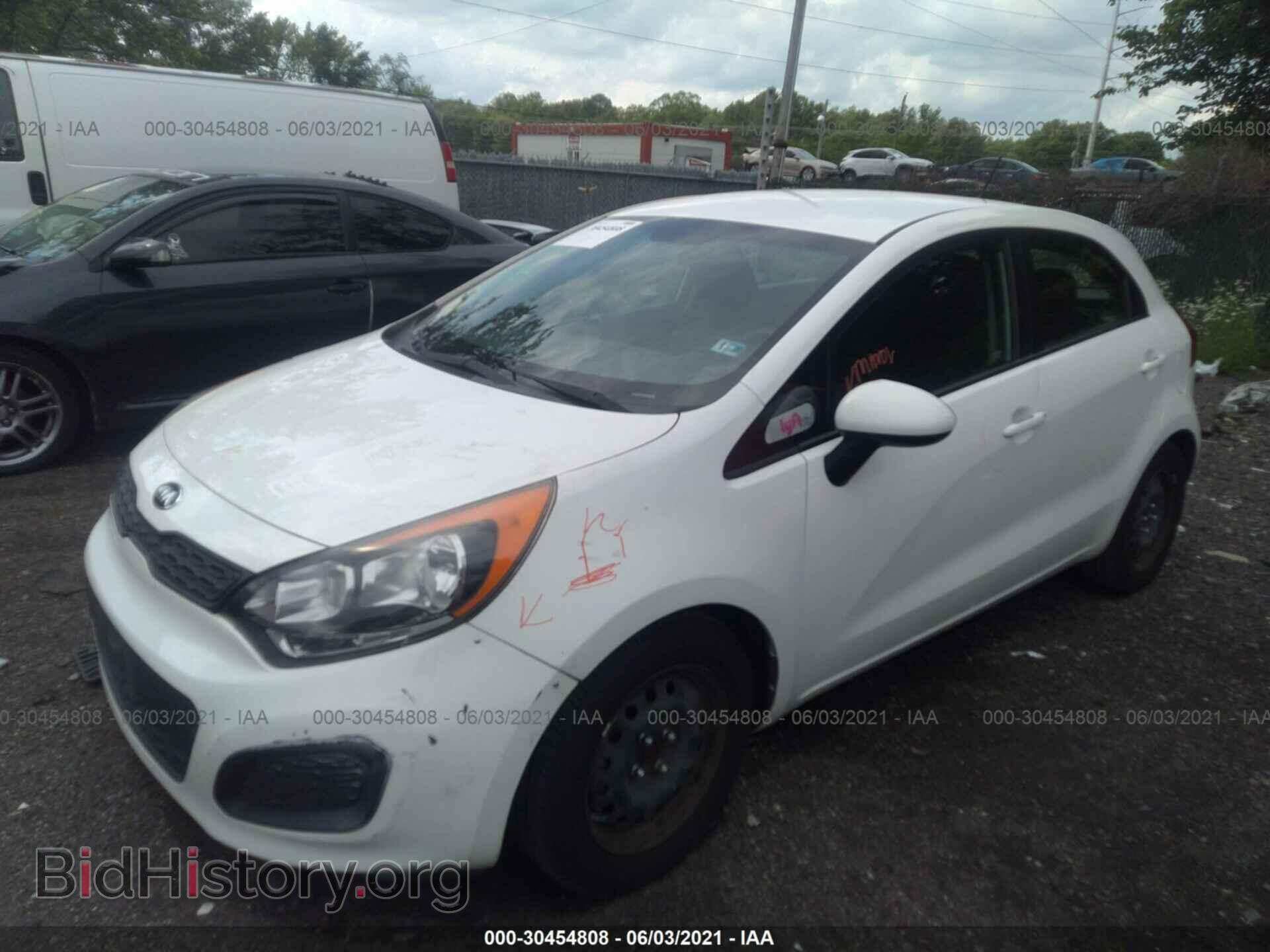 2015 KIA RIO - VIN: KNADM5A33F6443404 - Фото 2