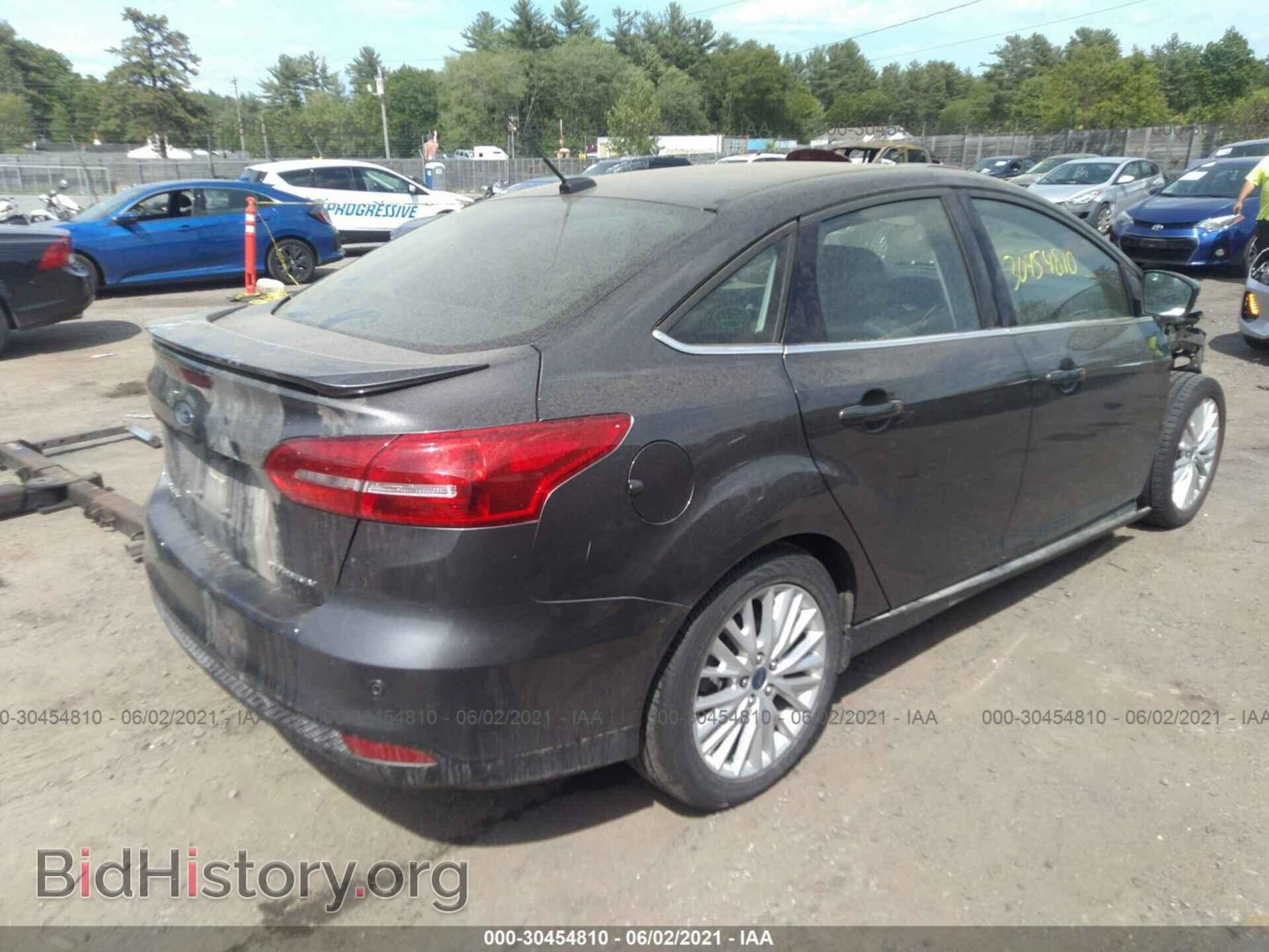 2016 FORD FOCUS - VIN: 1FADP3J2XGL223577 - Фото 4
