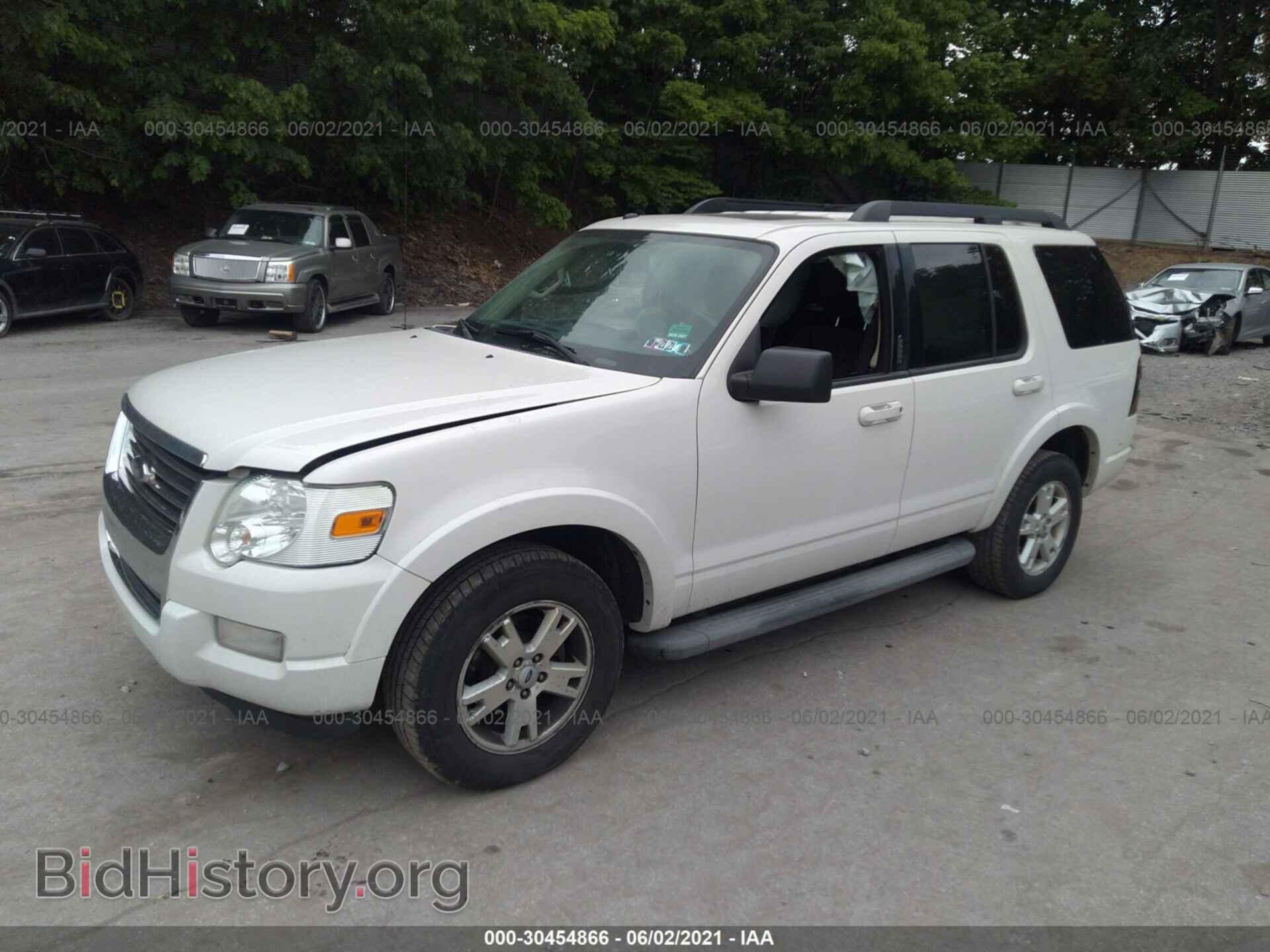 2010 FORD EXPLORER - VIN: 1FMEU7DE7AUA32944 - Фото 2
