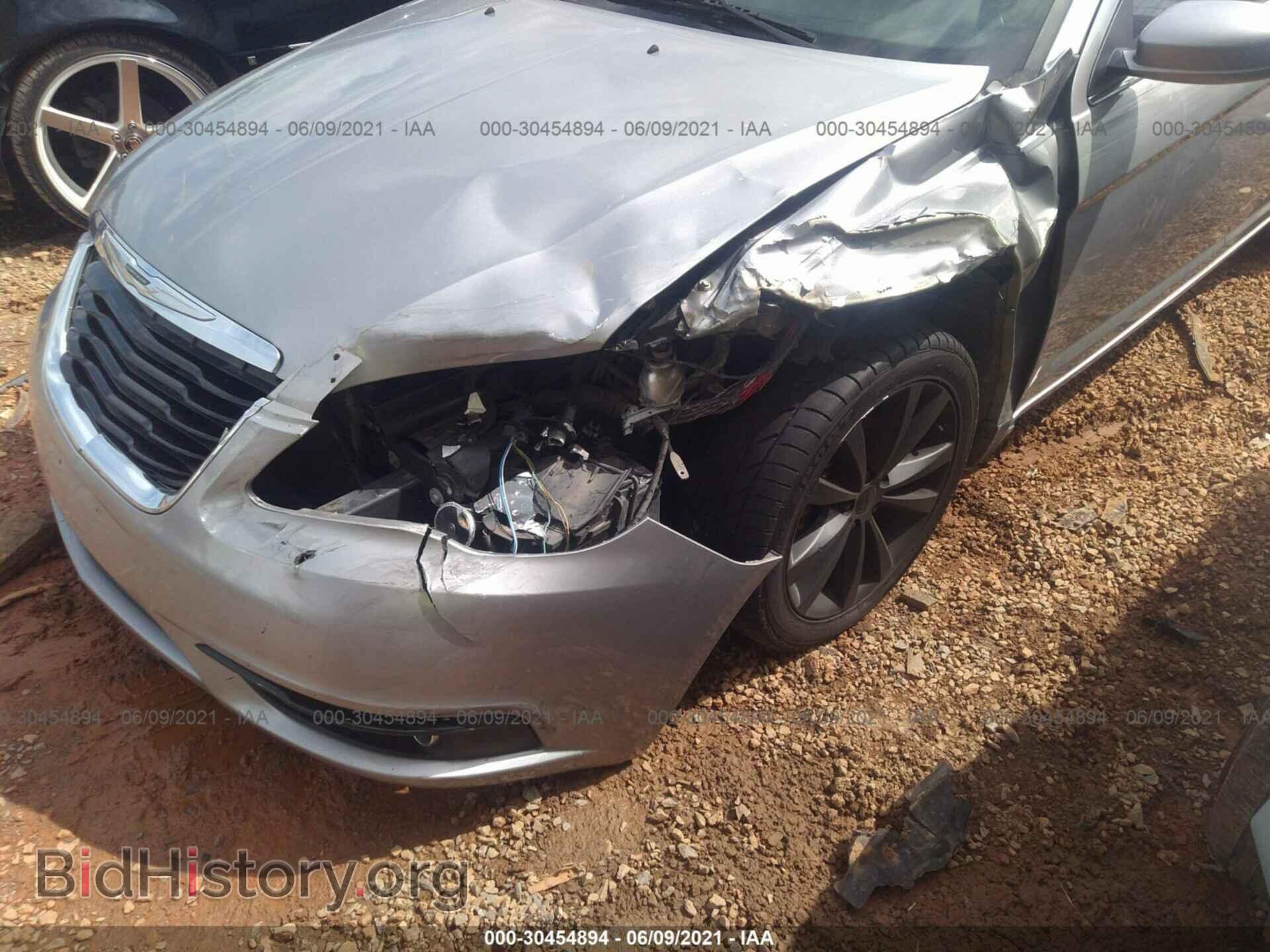 2013 CHRYSLER 200 - VIN: 1C3CCBCG0DN510452 - Фото 6