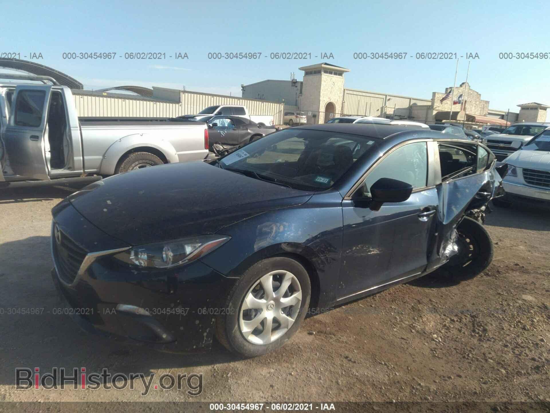 2016 MAZDA MAZDA3 - VIN: 3MZBM1T79GM285605 - Фото 2