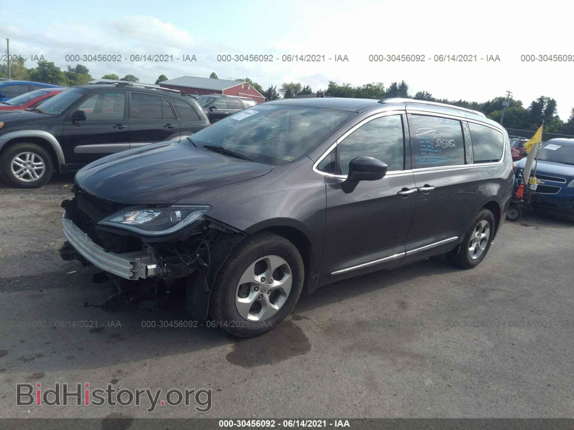 2017 CHRYSLER PACIFICA - VIN: 2C4RC1EG0HR833518 - Фото 2