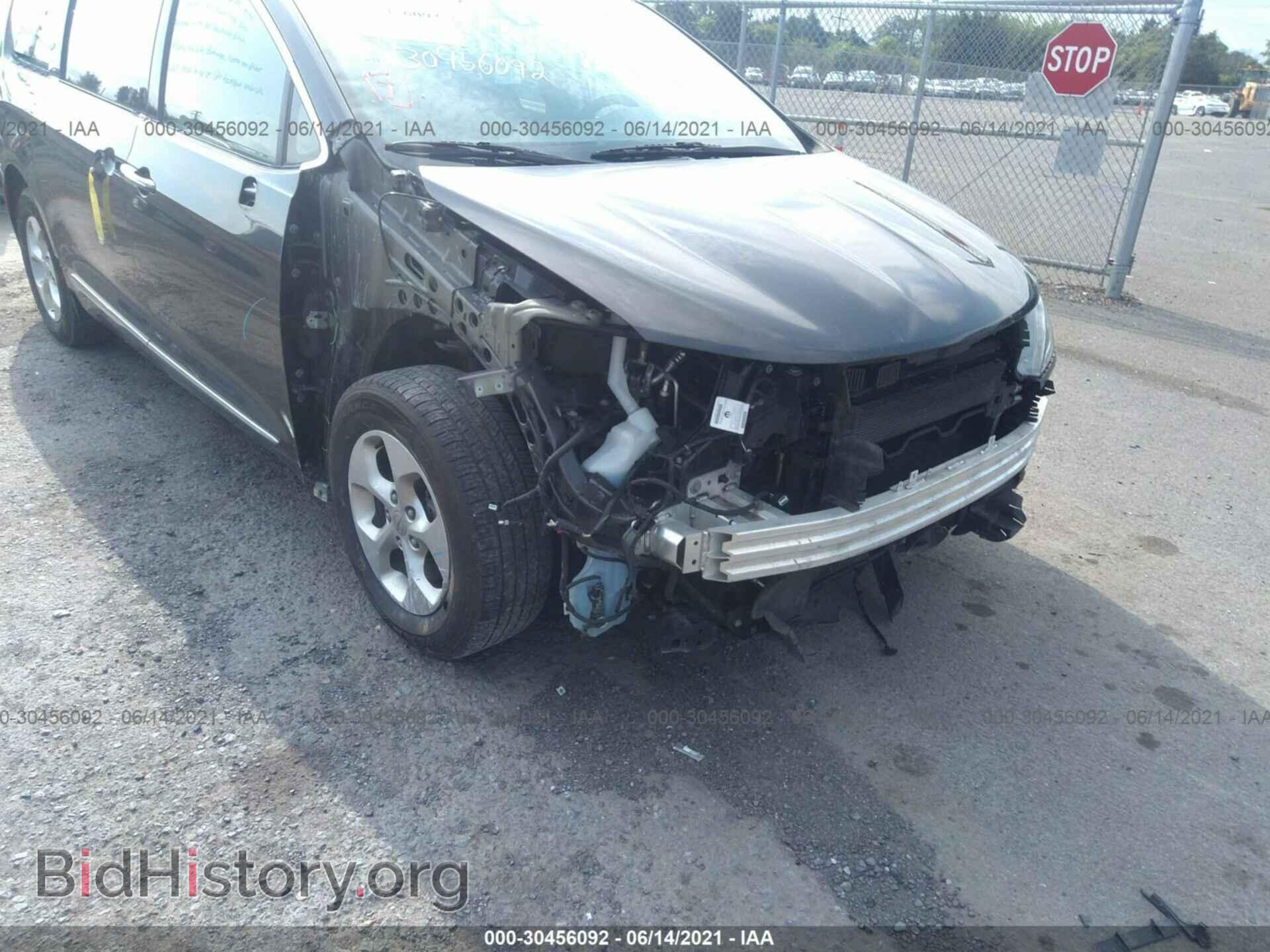 2017 CHRYSLER PACIFICA - VIN: 2C4RC1EG0HR833518 - Фото 6