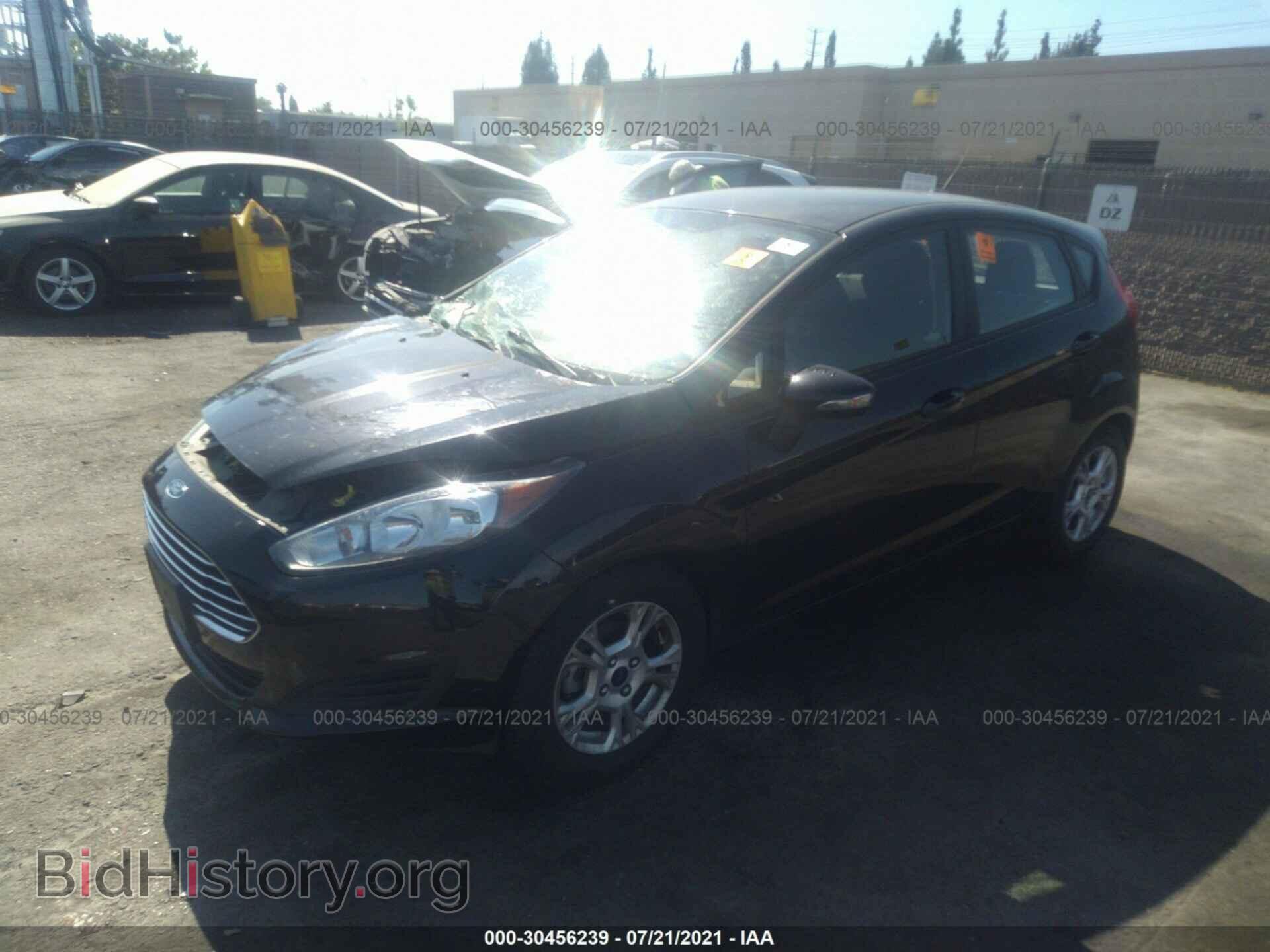2015 FORD FIESTA - VIN: 3FADP4EJ3FM105455 - Фото 2