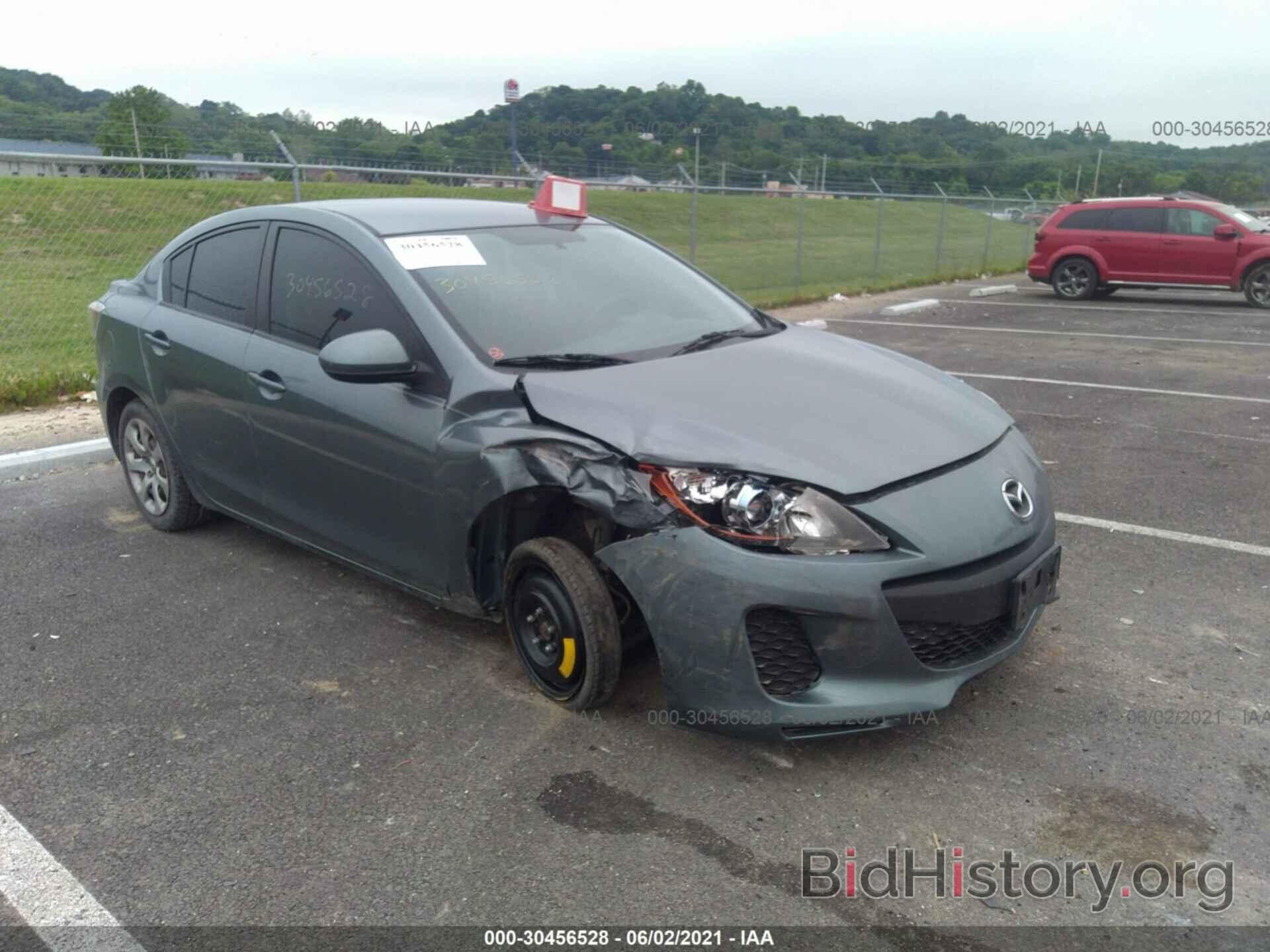 Photo JM1BL1U74D1721970 - MAZDA MAZDA3 2013