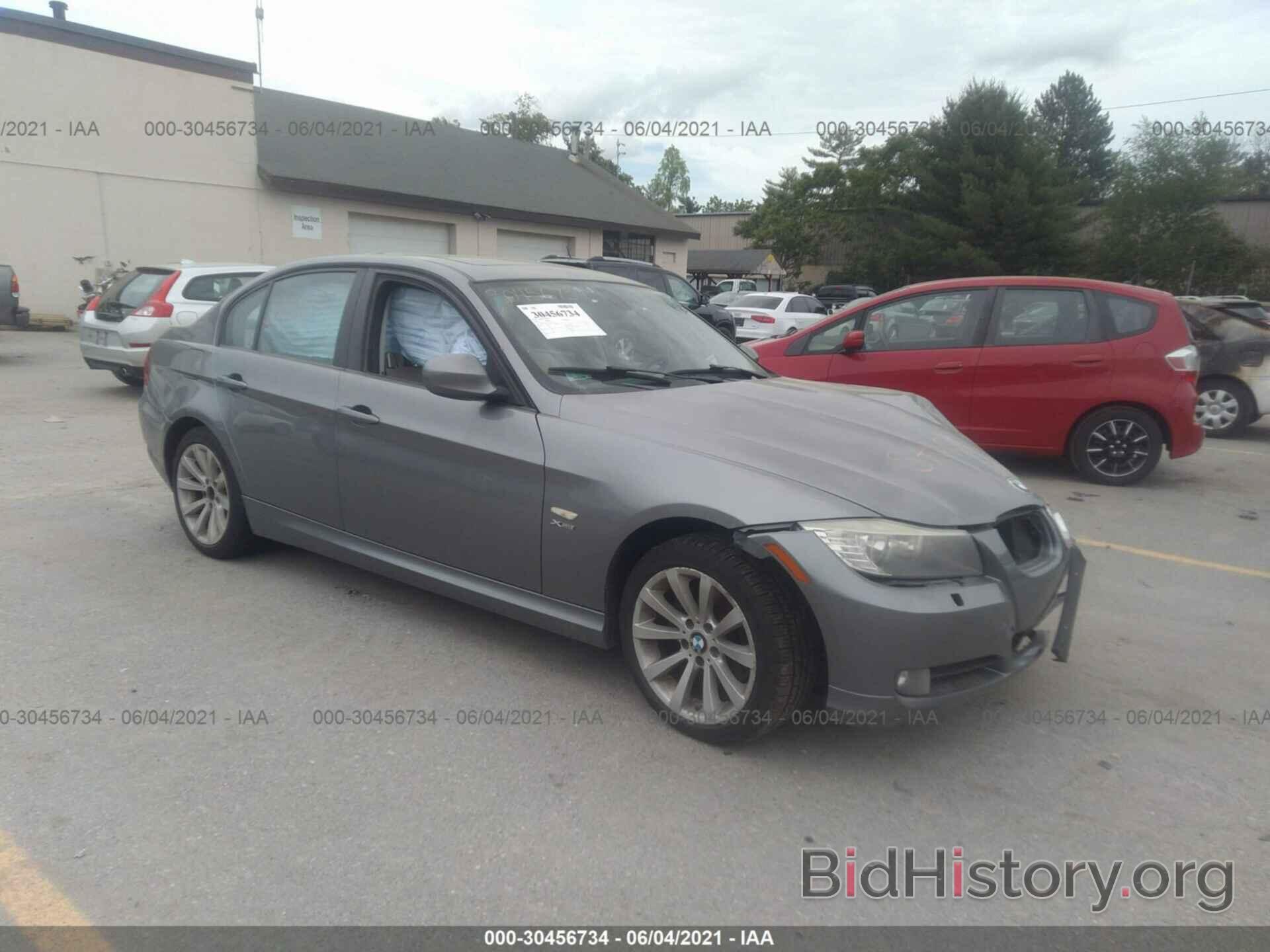 Photo WBAPK5C59BA662537 - BMW 3 SERIES 2011