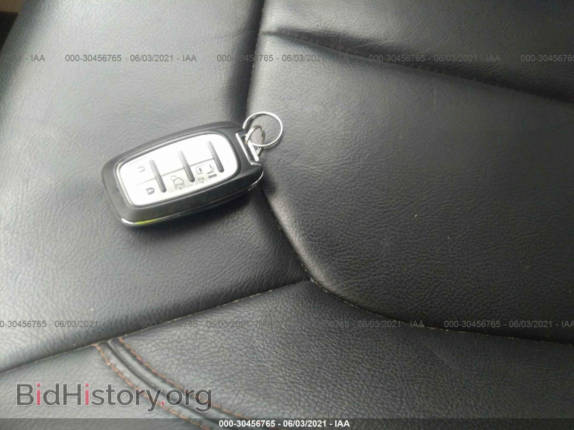 2017 CHRYSLER PACIFICA - VIN: 2C4RC1BG8HR670136 - Photo 11