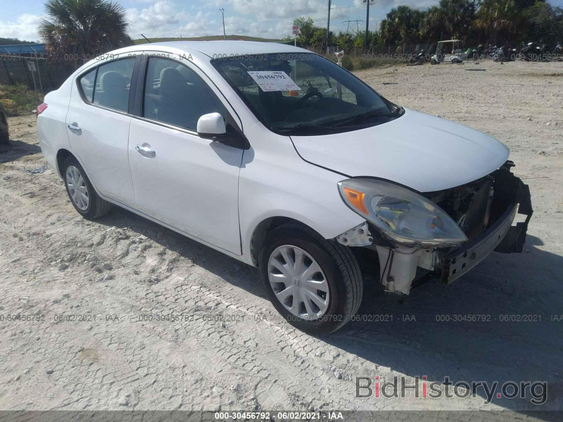 Фотография 3N1CN7AP8CL924604 - NISSAN VERSA 2012