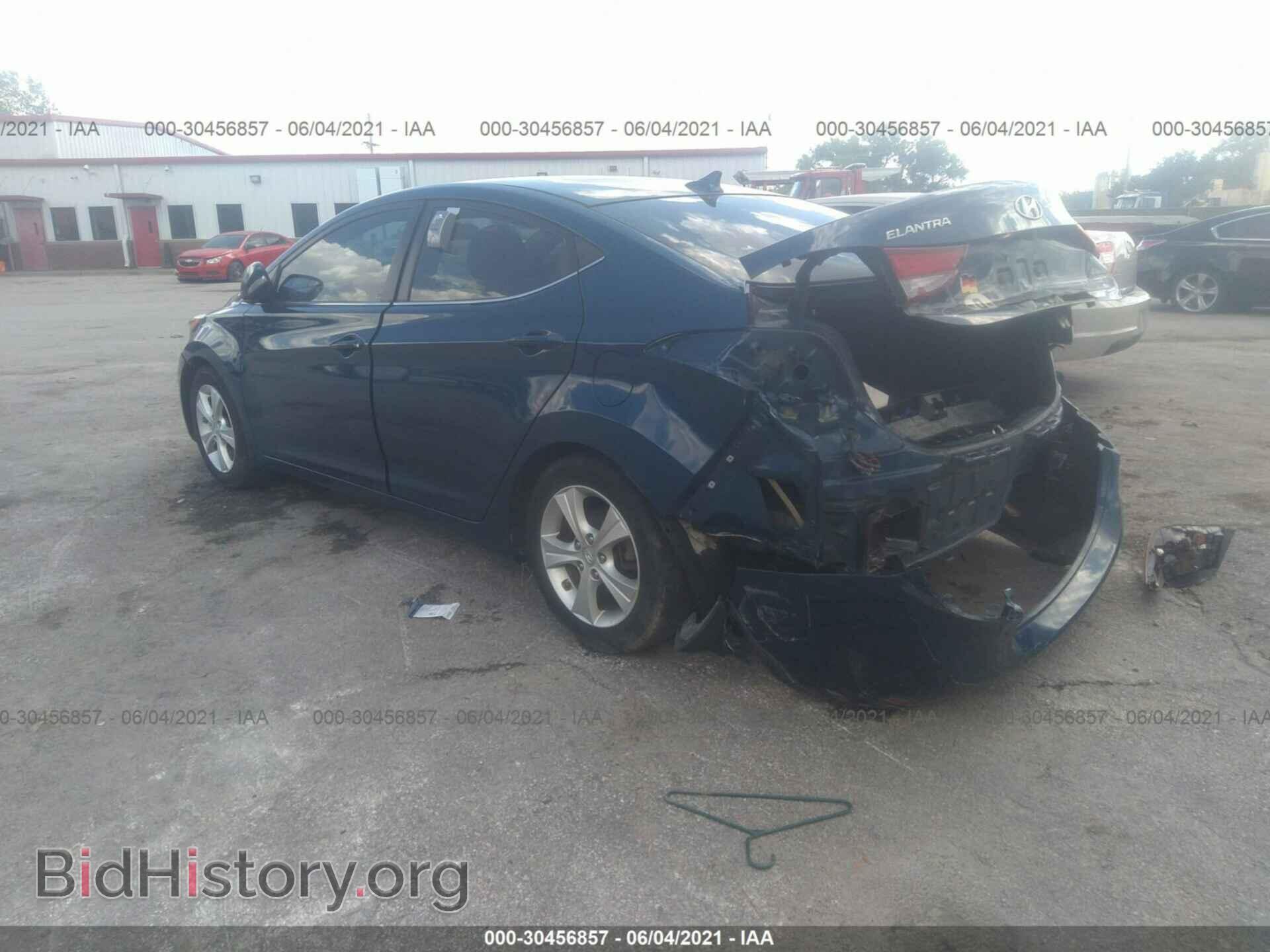 2016 HYUNDAI ELANTRA - VIN: KMHDH4AE2GU490077 - Фото 3
