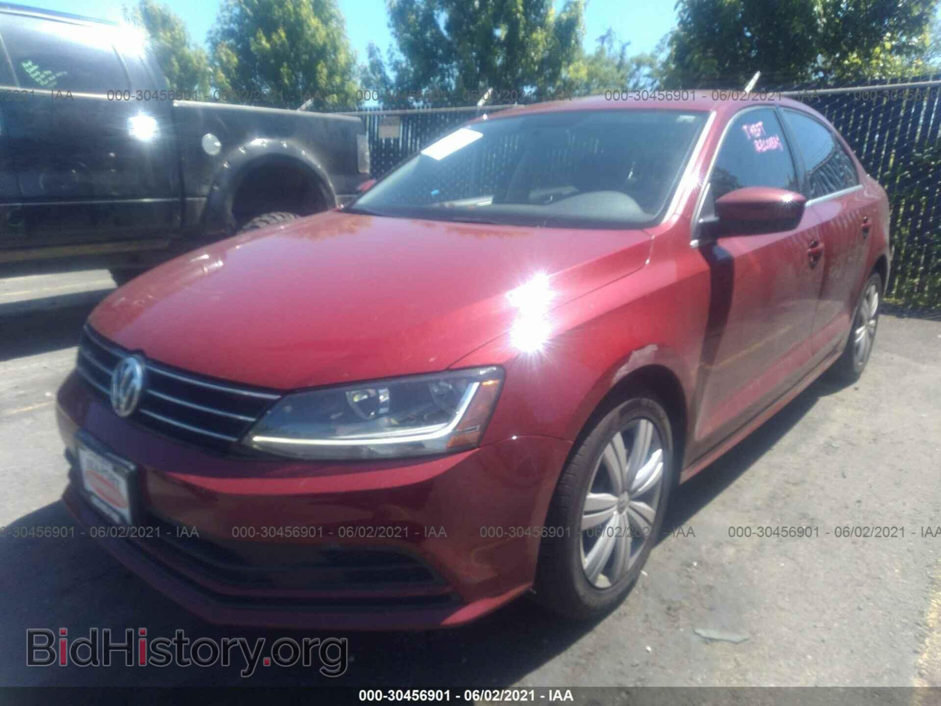 2017 VOLKSWAGEN JETTA - VIN: 3VW2B7AJ6HM246401 - Фото 2