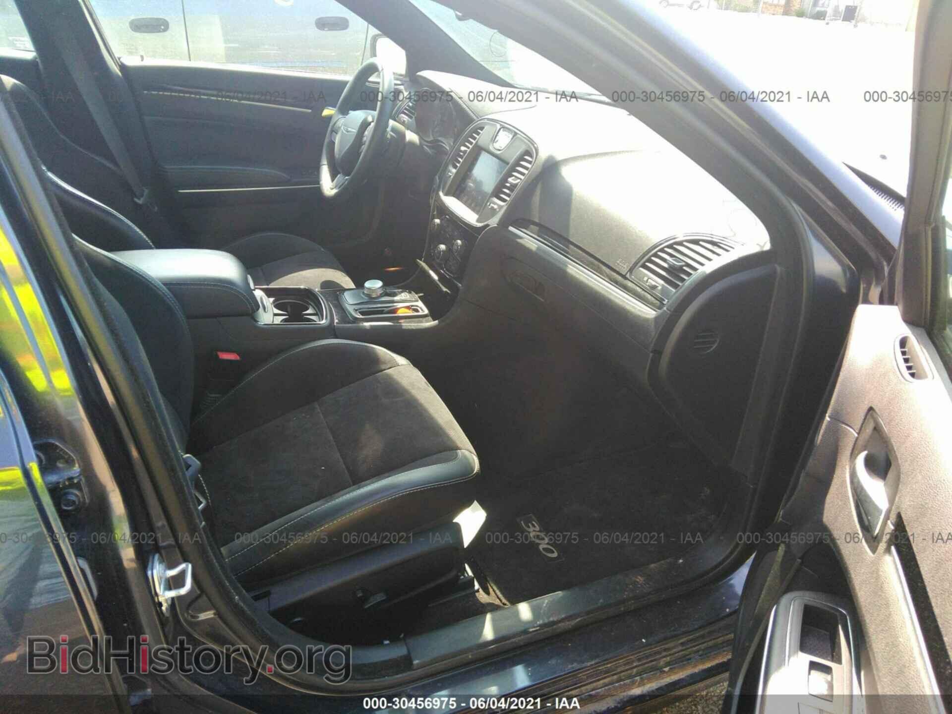 2017 CHRYSLER 300 - VIN: 2C3CCAGG7HH591890 - Photo 5