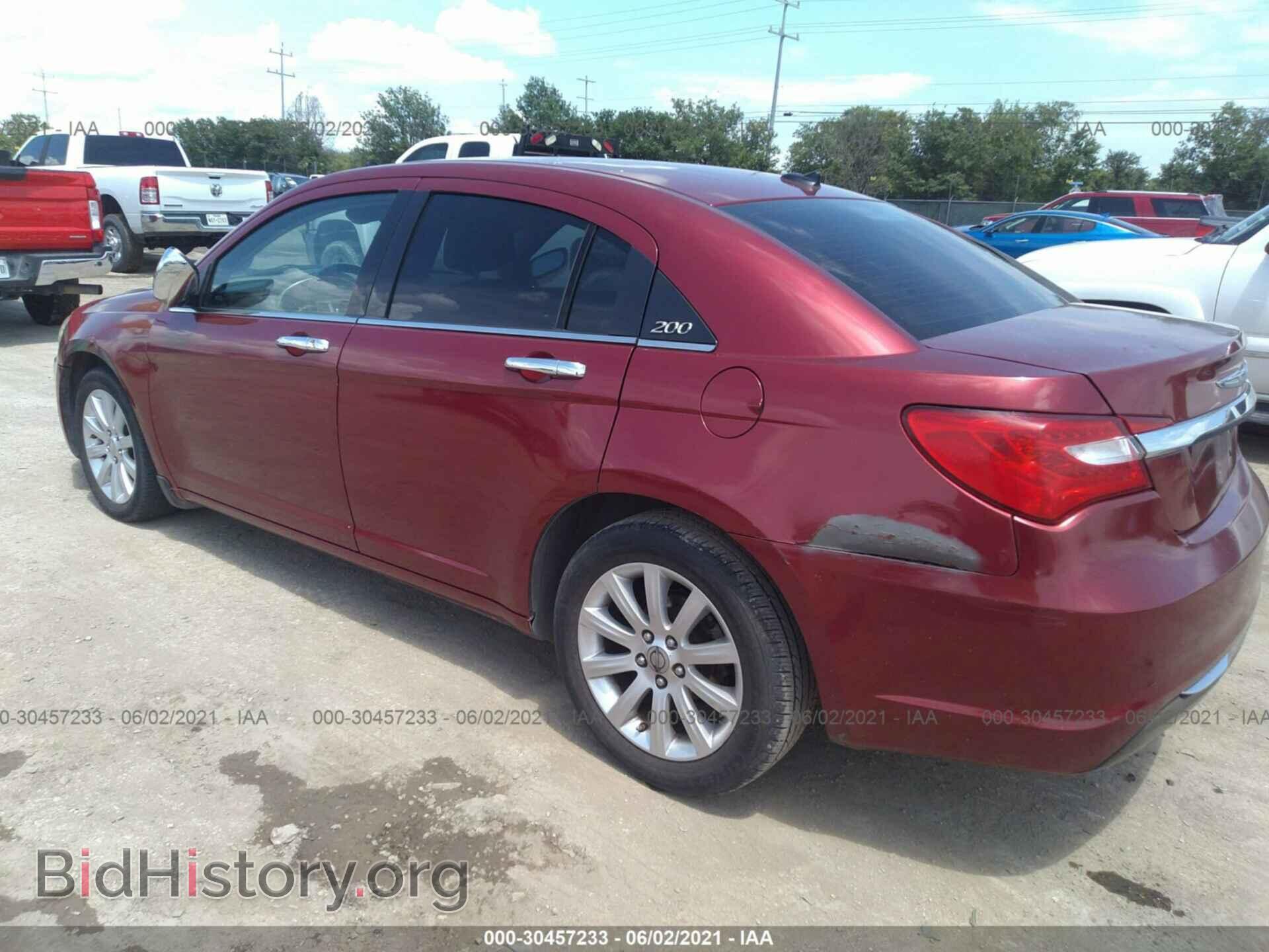 2013 CHRYSLER 200 - VIN: 1C3CCBCG3DN755066 - Фото 3