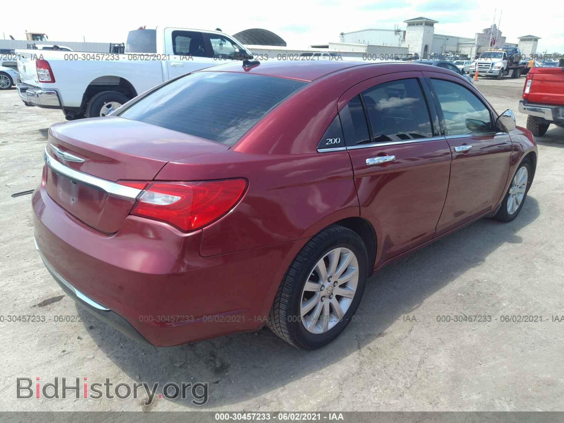 2013 CHRYSLER 200 - VIN: 1C3CCBCG3DN755066 - Фото 4