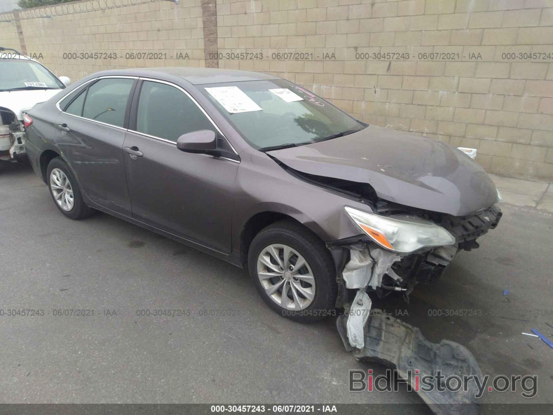 Photo 4T4BF1FK5FR475202 - TOYOTA CAMRY 2015