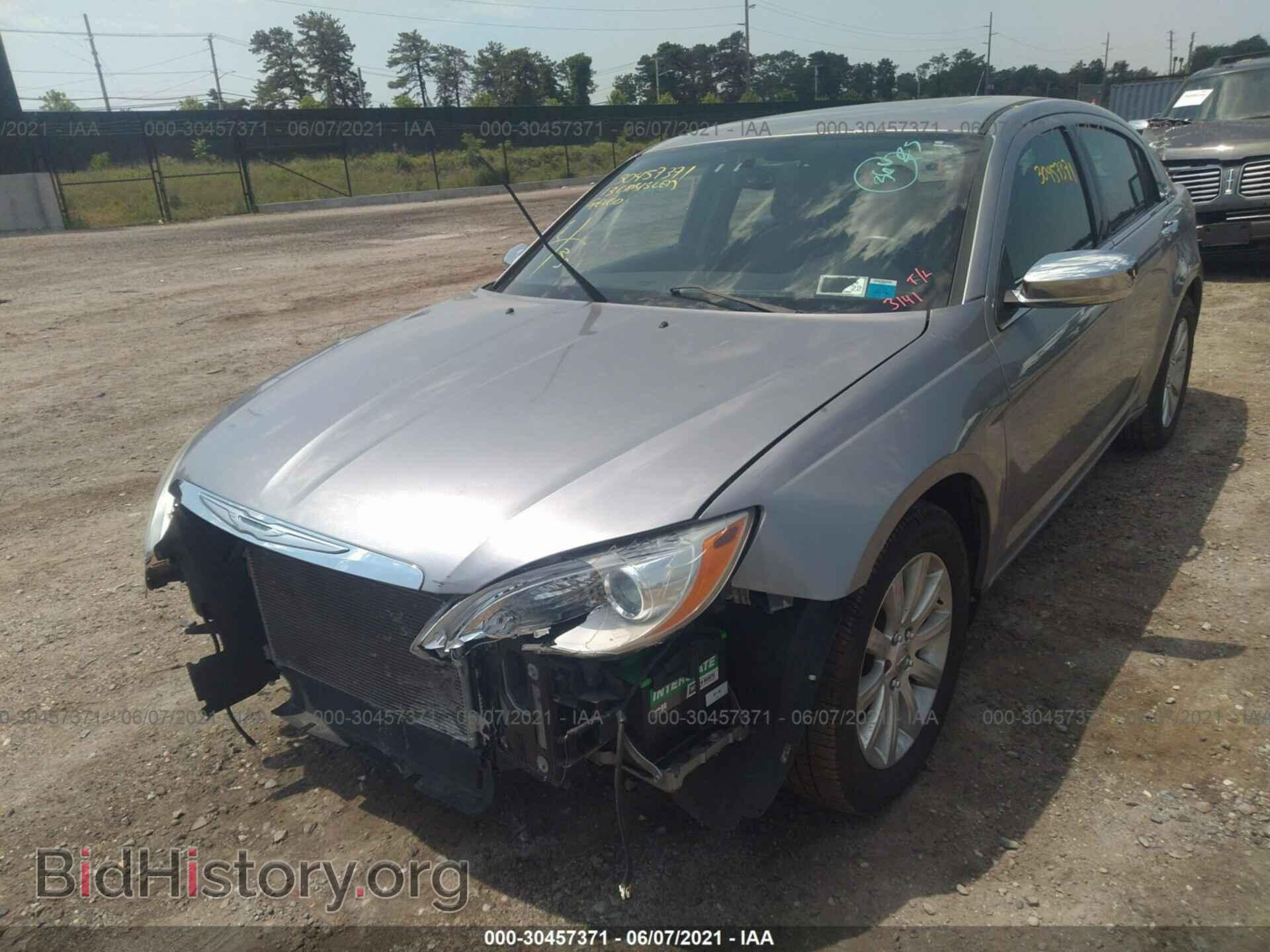 2013 CHRYSLER 200 - VIN: 1C3CCBCG7DN633469 - Фото 6