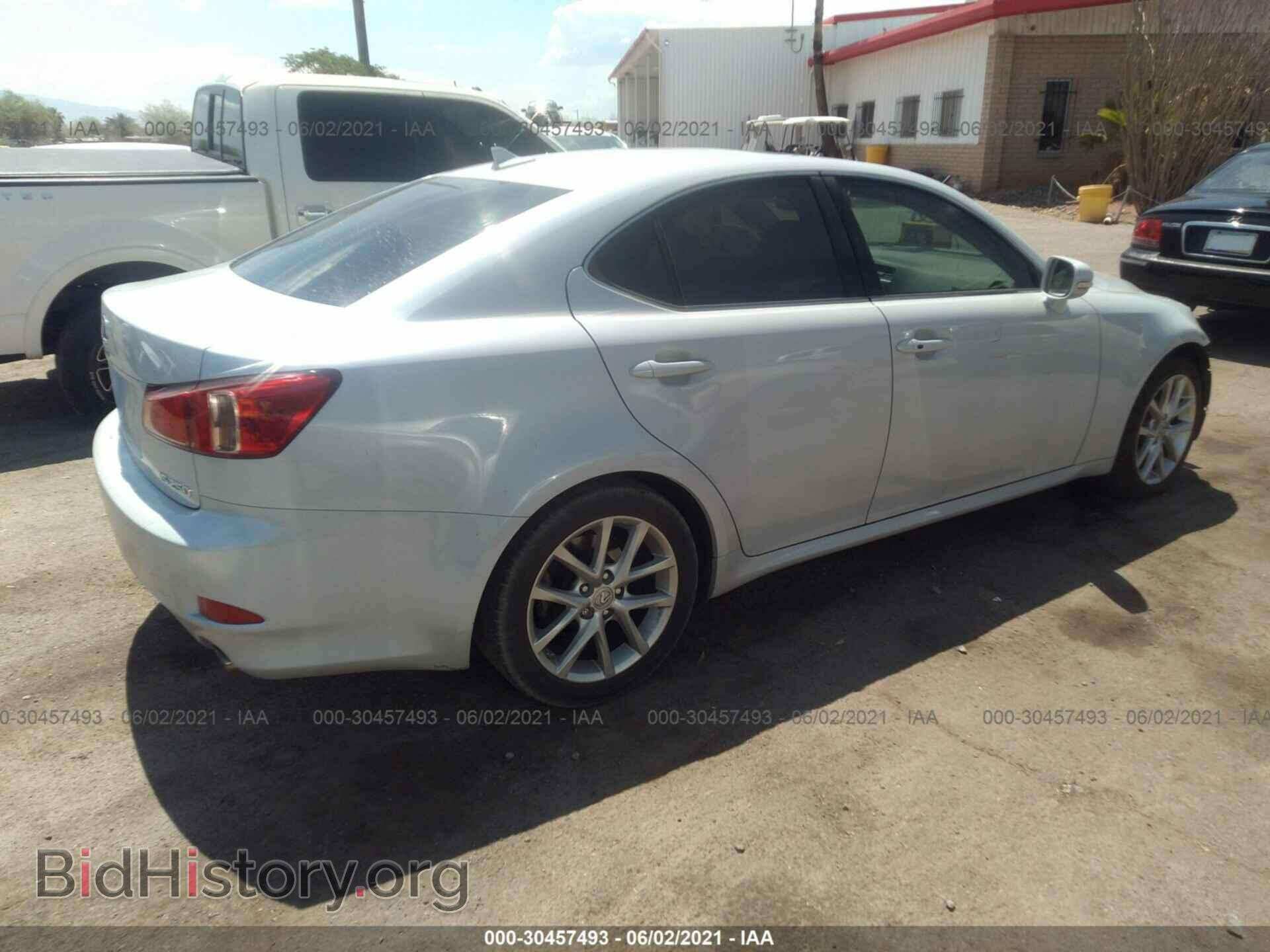 2011 LEXUS IS 250 - VIN: JTHBF5C24B5131907 - Photo 4