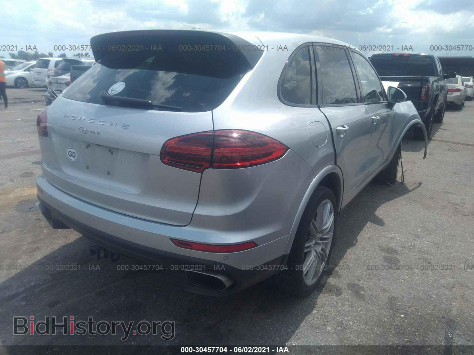 2017 PORSCHE CAYENNE - VIN: WP1AA2A29HKA82404 - Фото 4
