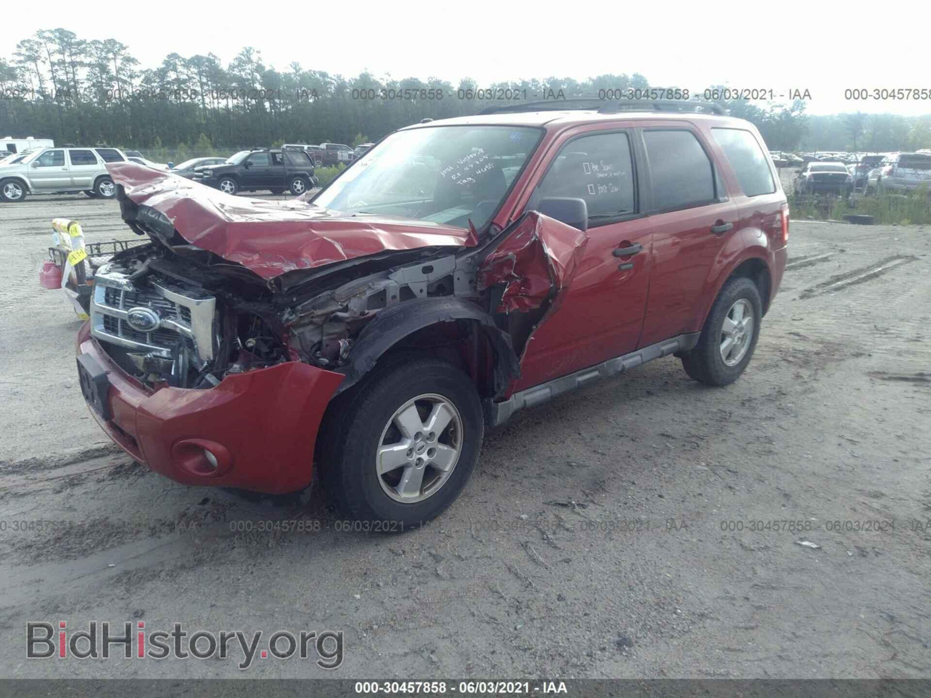 2009 FORD ESCAPE - VIN: 1FMCU03G49KD15021 - Фото 2