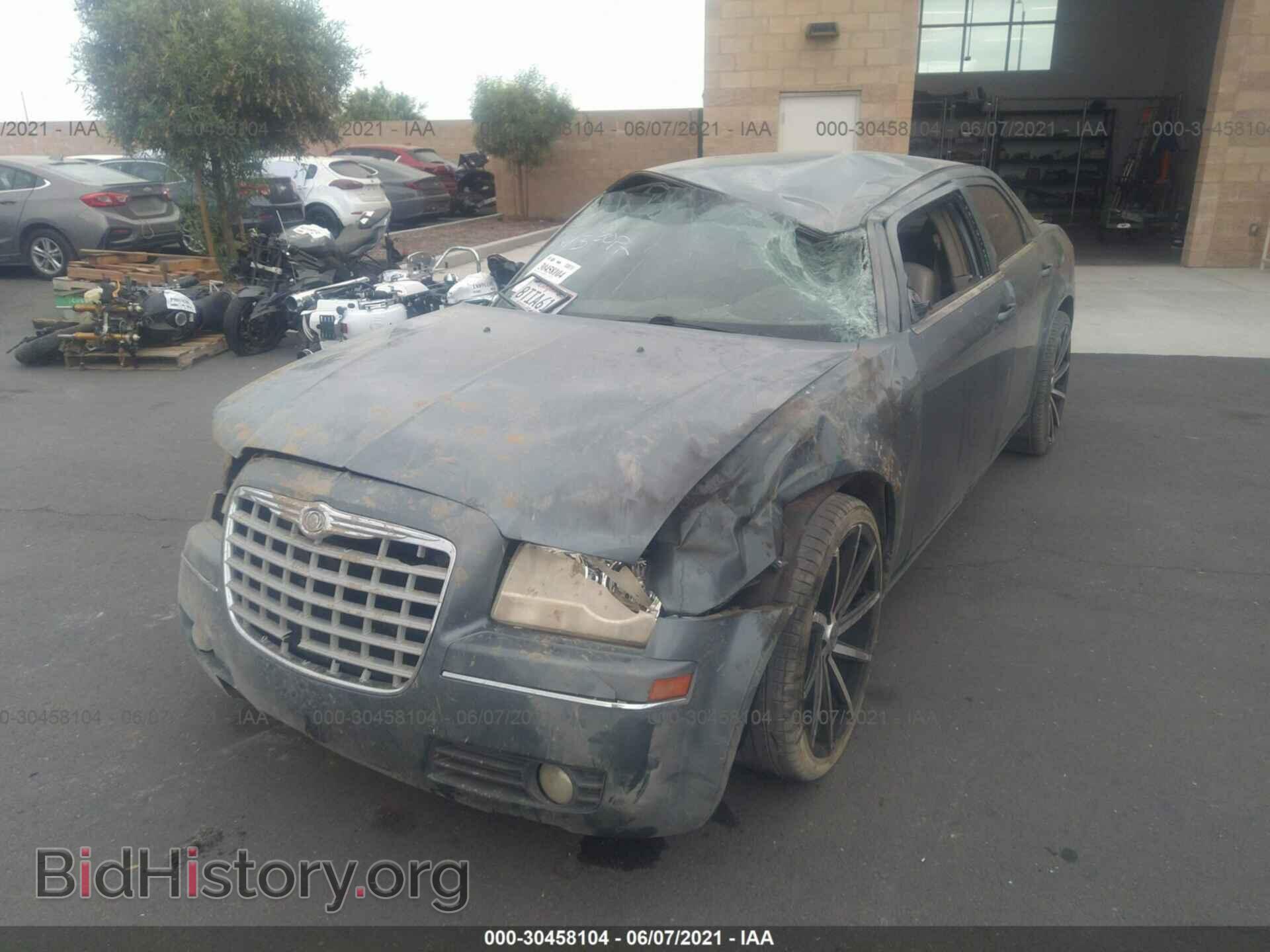 2006 CHRYSLER 300 - VIN: 2C3KA53G16H192596 - Фото 6