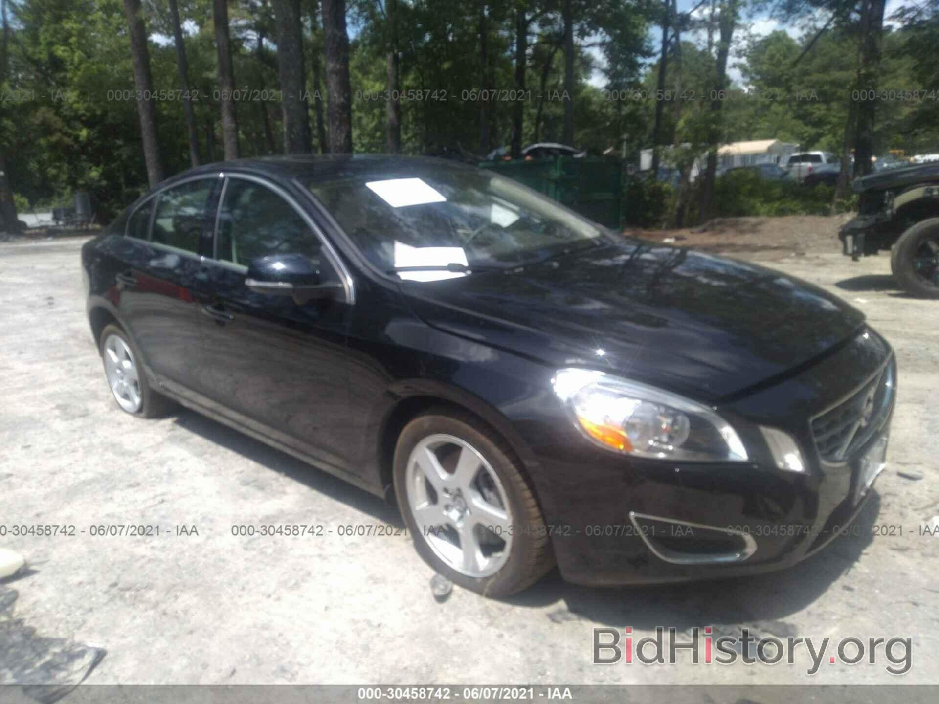 Photo YV1612FH6D2199415 - VOLVO S60 2013