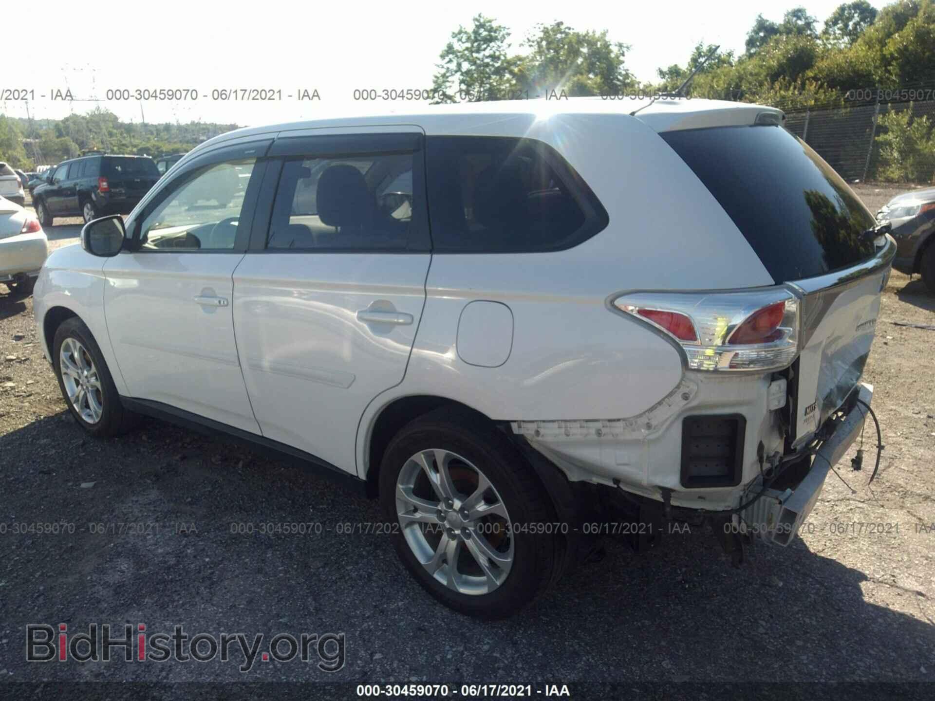 2014 MITSUBISHI OUTLANDER - VIN: JA4AZ3A33EZ010880 - Фото 3