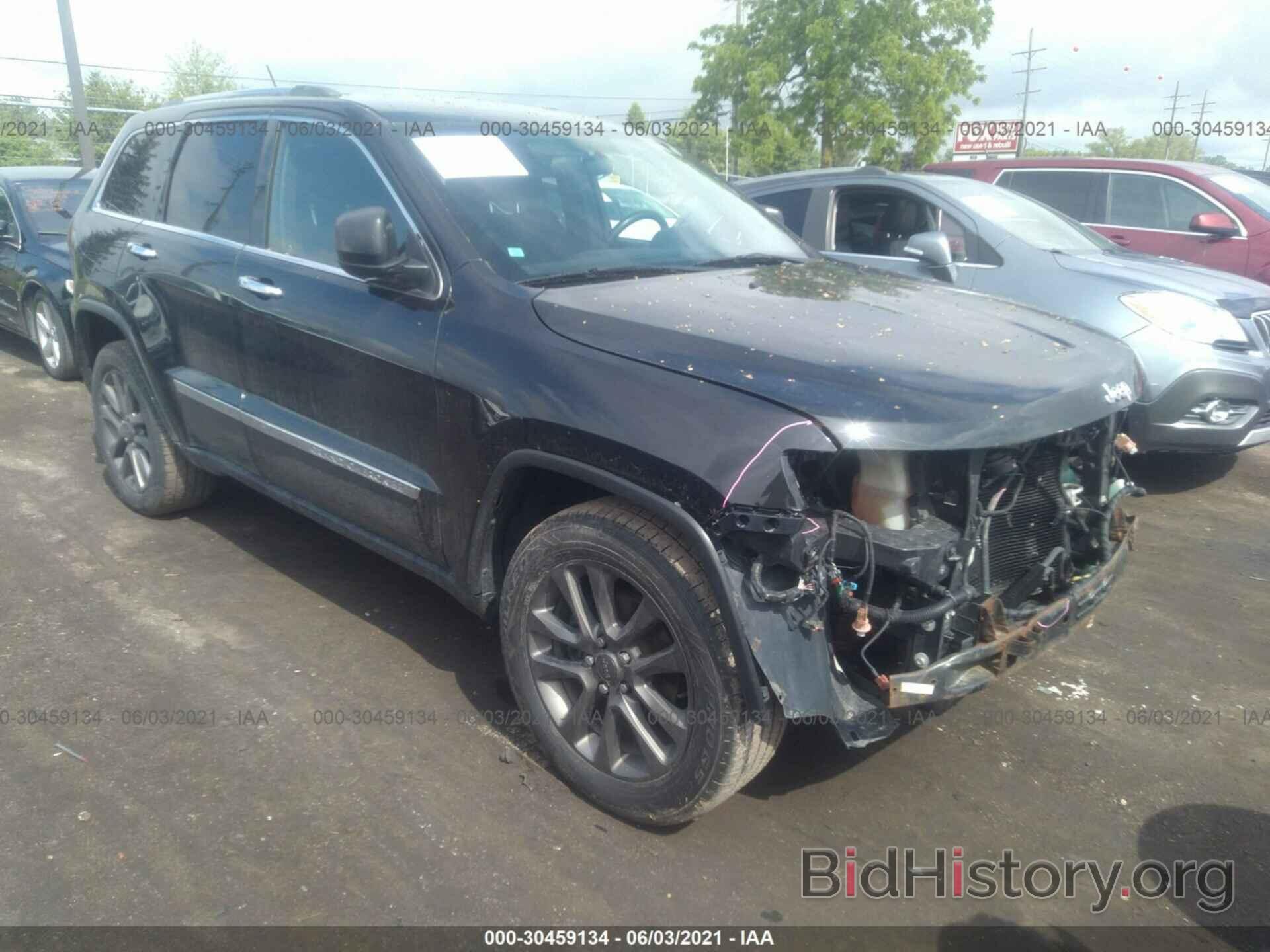 Photo 1J4RR4GG8BC679180 - JEEP GRAND CHEROKEE 2011