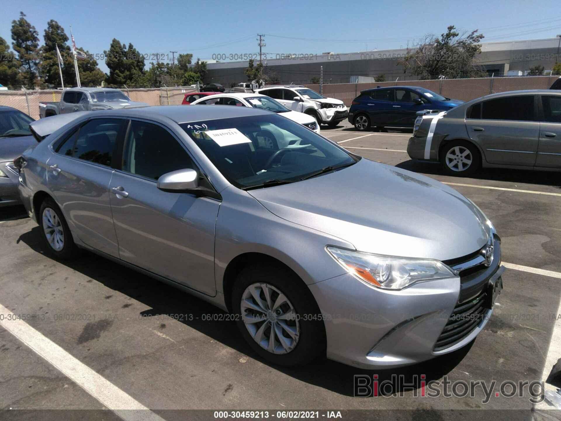 Photo 4T4BF1FK4FR478866 - TOYOTA CAMRY 2015