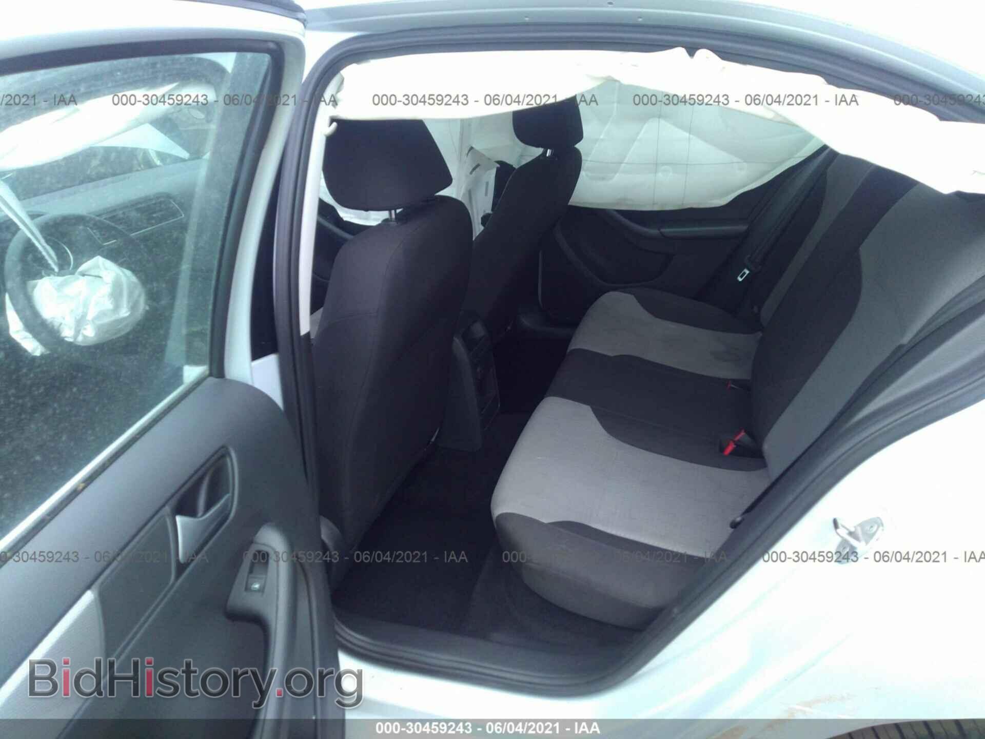 2017 VOLKSWAGEN JETTA - VIN: 3VW2B7AJ7HM284591 - Фото 8