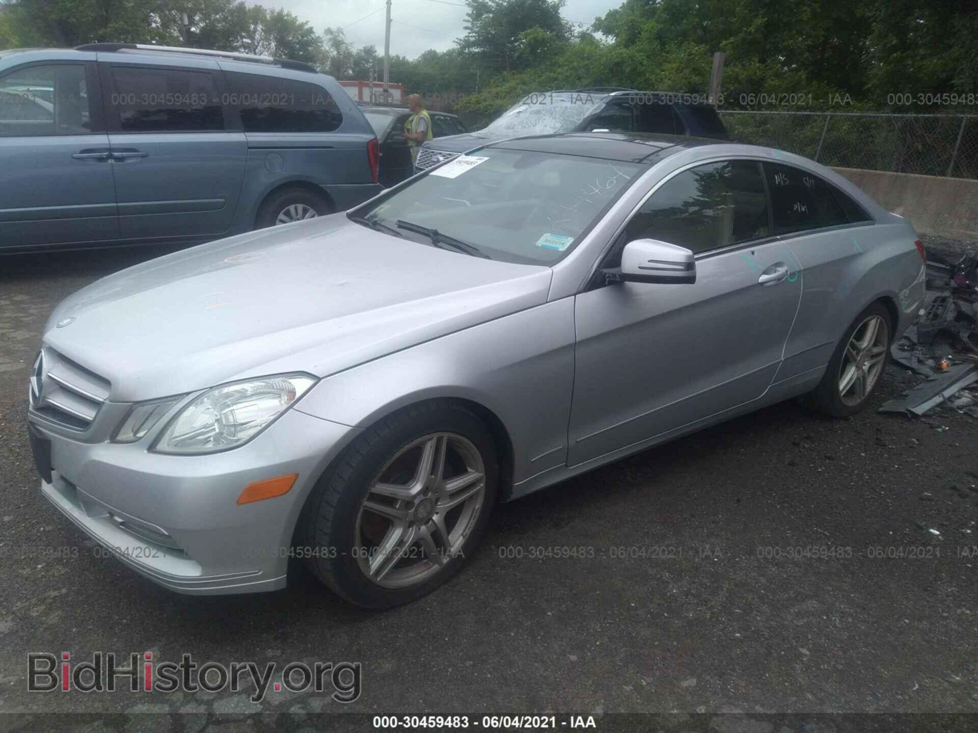2012 MERCEDES-BENZ E-CLASS - VIN: WDDKJ5KB4CF146474 - Фото 2