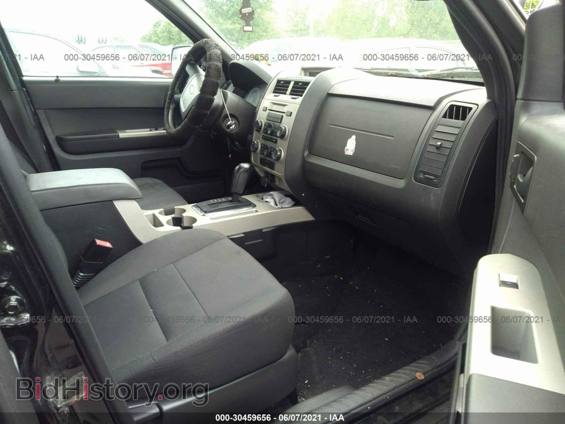 2011 FORD ESCAPE - VIN: 1FMCU0D76BKB08621 - Фото 5