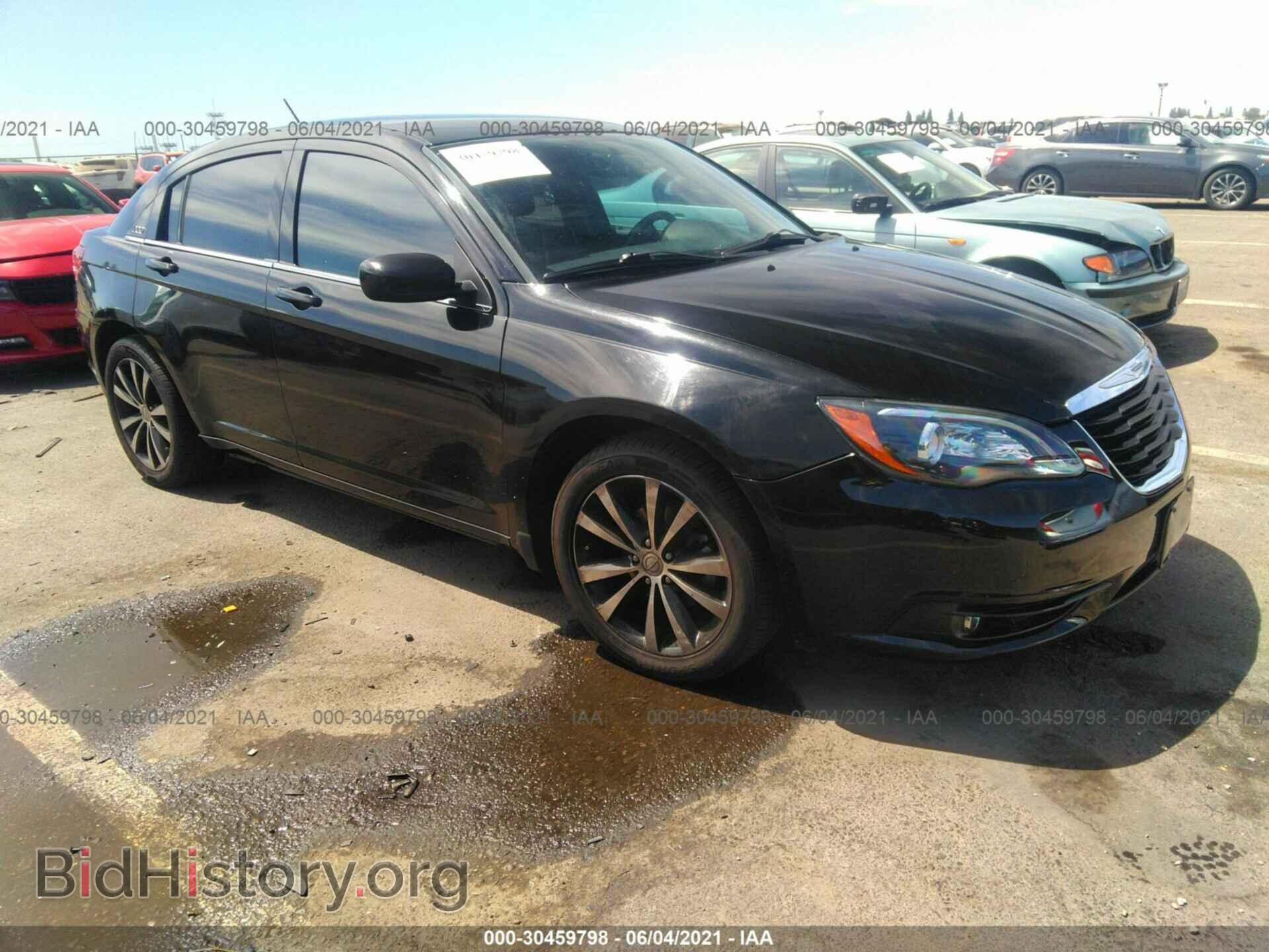 Фотография 1C3CCBBB4DN538843 - CHRYSLER 200 2013