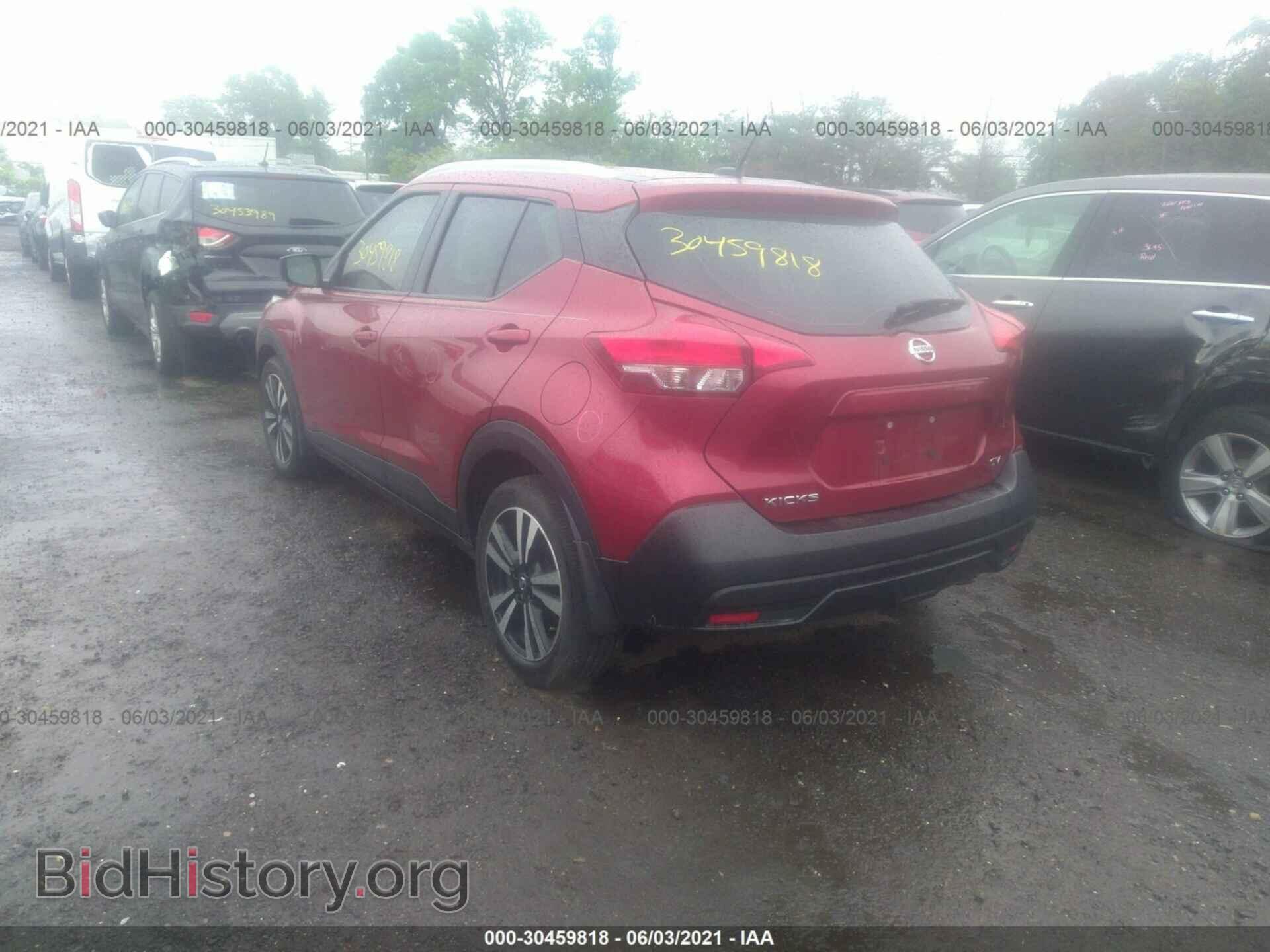 2019 NISSAN KICKS - VIN: 3N1CP5CU3KL470858 - Фото 3