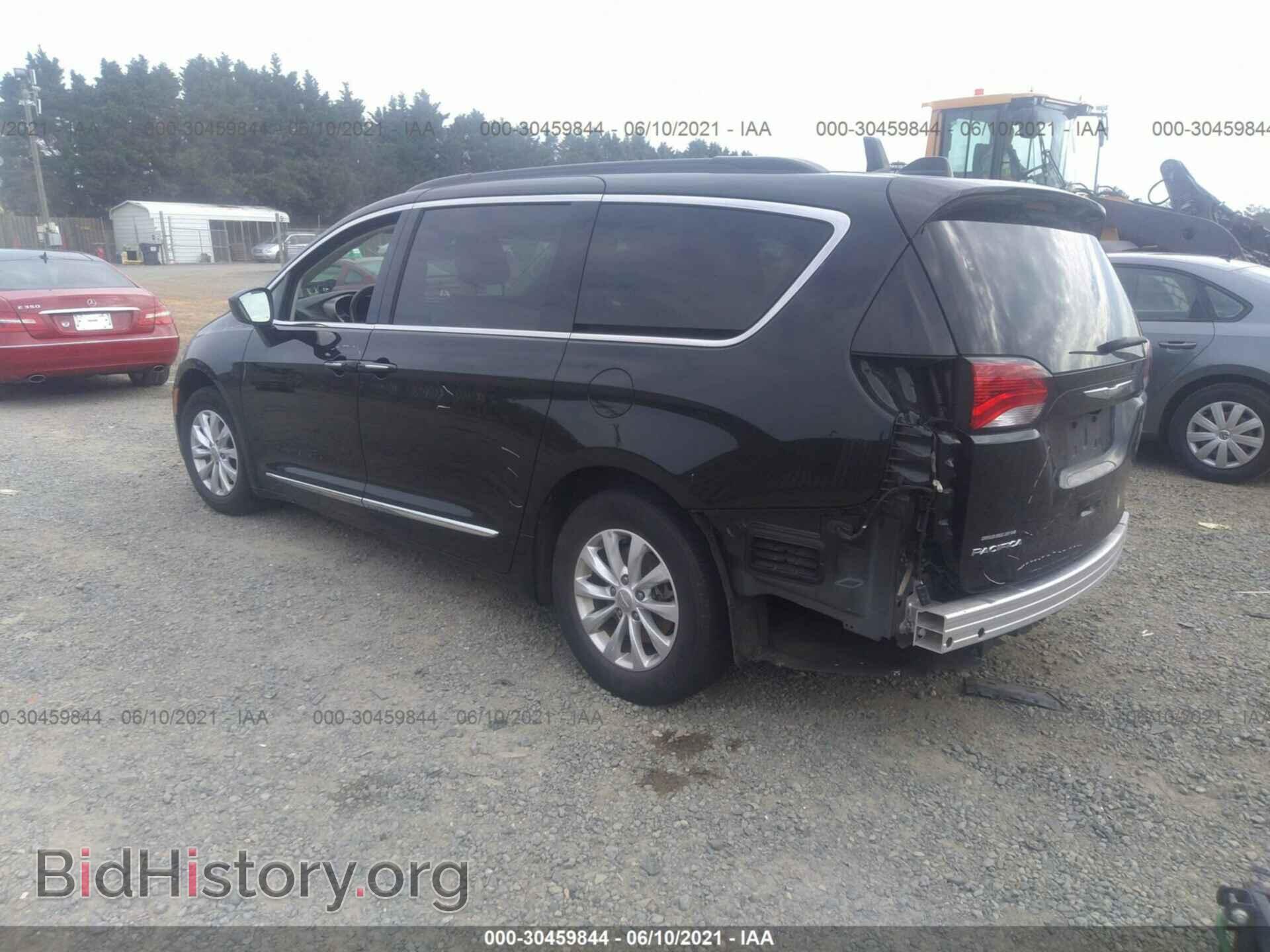 2017 CHRYSLER PACIFICA - VIN: 2C4RC1BG4HR691615 - Photo 3