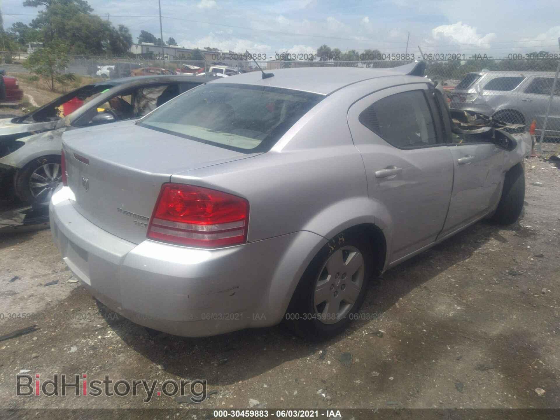 2010 DODGE AVENGER - VIN: 1B3CC4FBXAN155455 - Photo 4