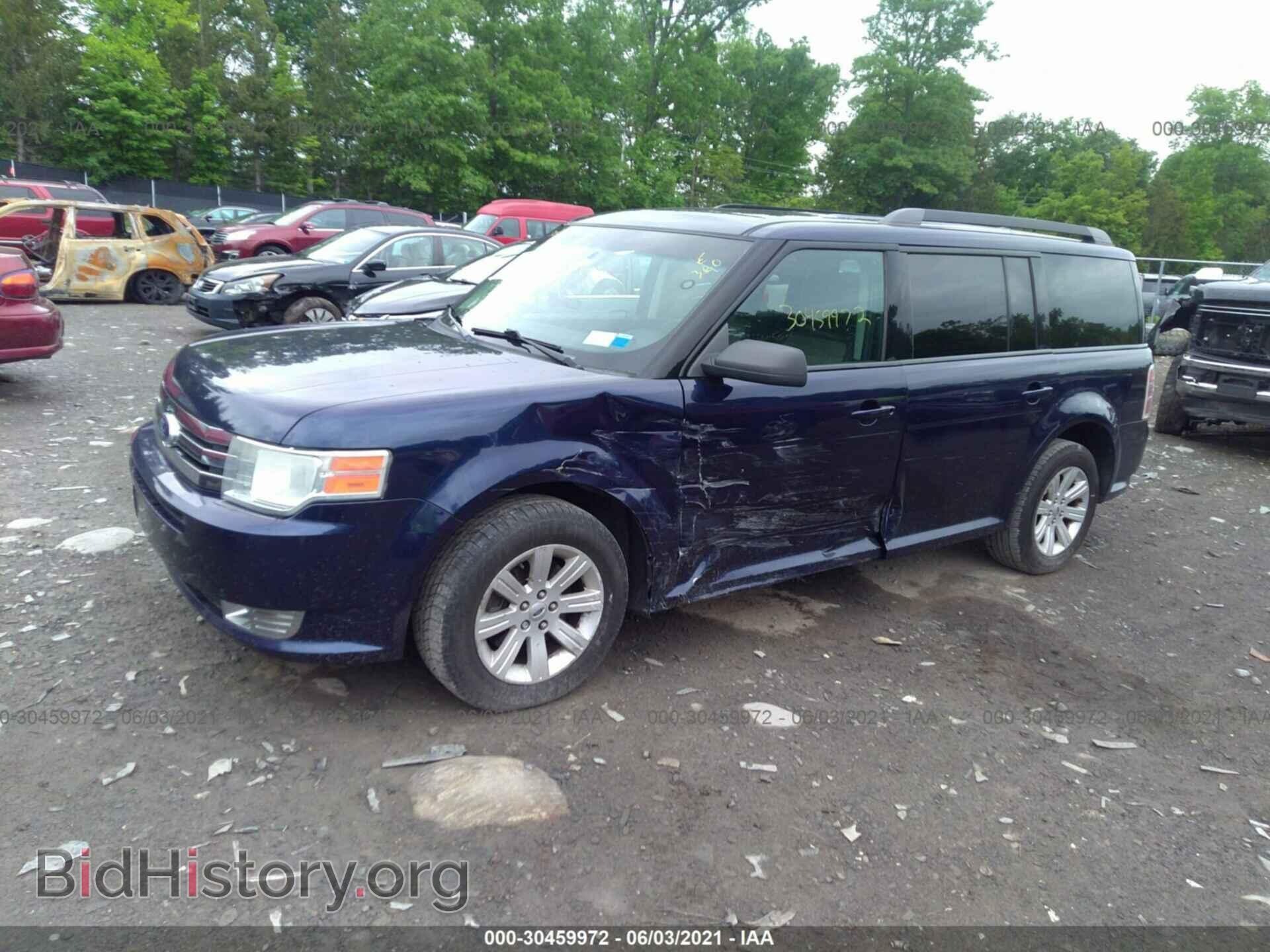 2011 FORD FLEX - VIN: 2FMGK5BC1BBD04268 - Photo 2