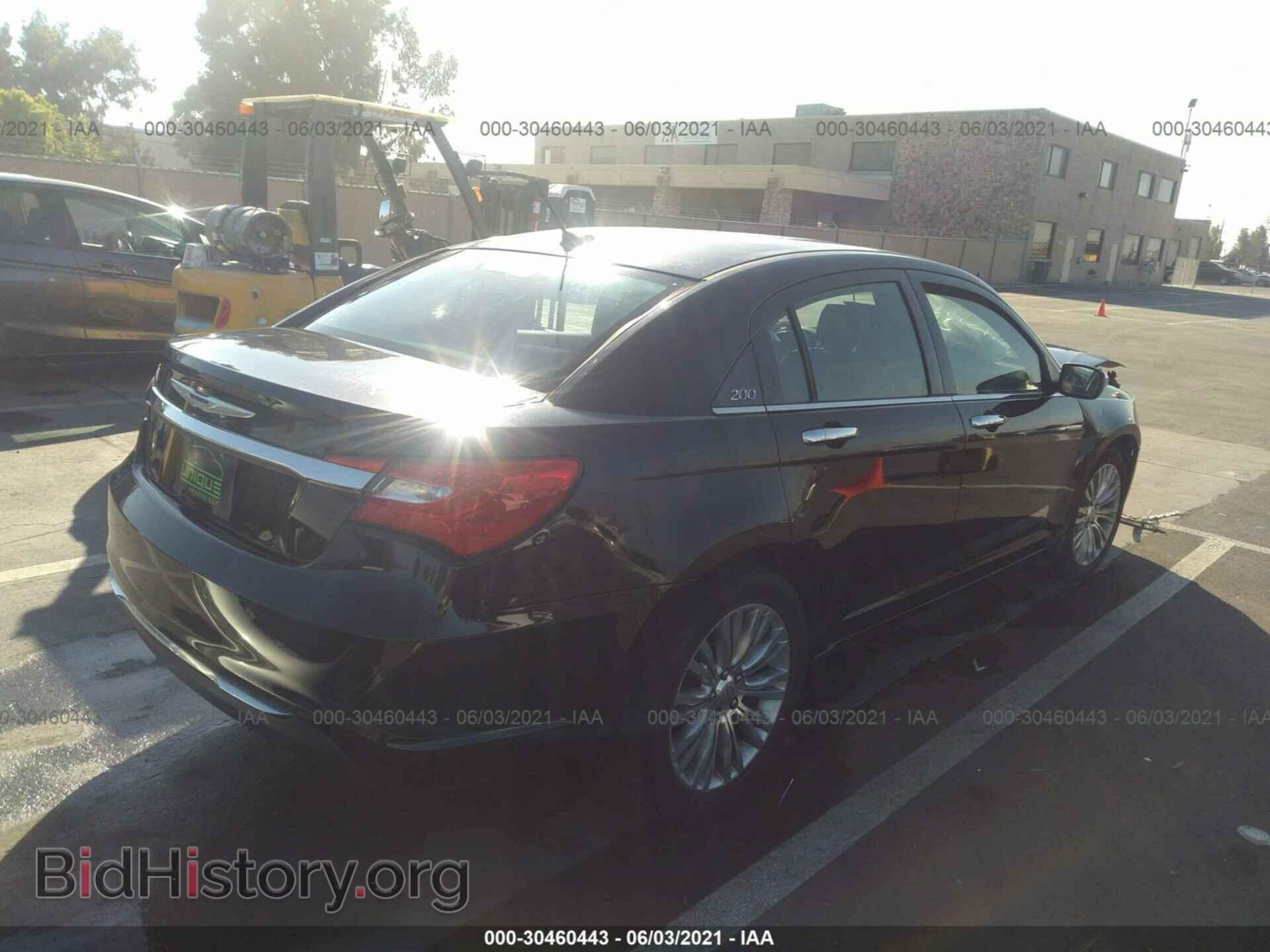 2012 CHRYSLER 200 - VIN: 1C3CCBCB6CN197684 - Фото 4