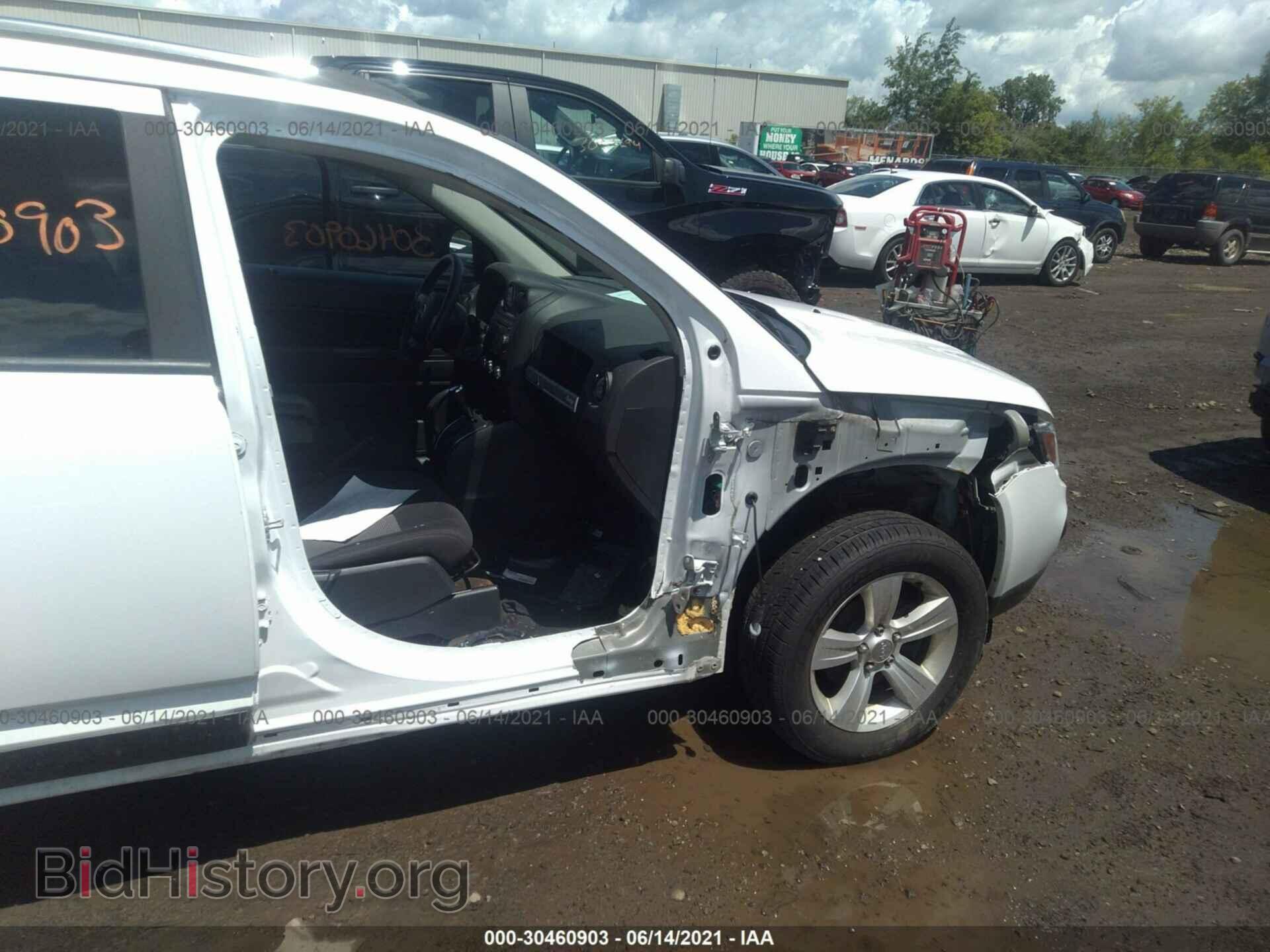2014 JEEP COMPASS - VIN: 1C4NJDBB4ED842199 - Фото 6