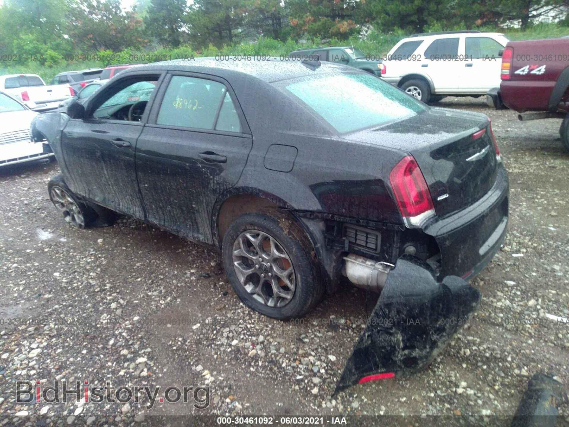 2016 CHRYSLER 300 - VIN: 2C3CCAGG9GH117082 - Фото 3
