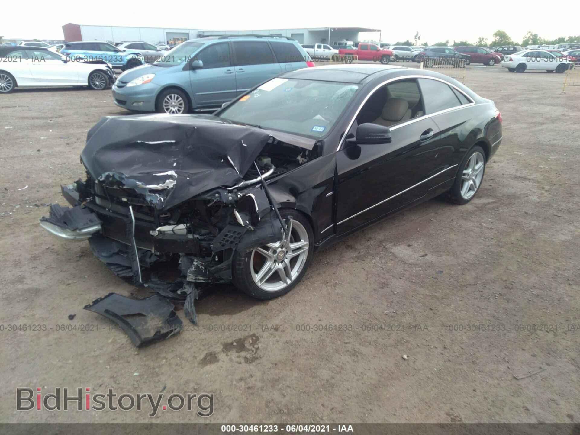 2012 MERCEDES-BENZ E-CLASS - VIN: WDDKJ5KB3CF155702 - Фото 2