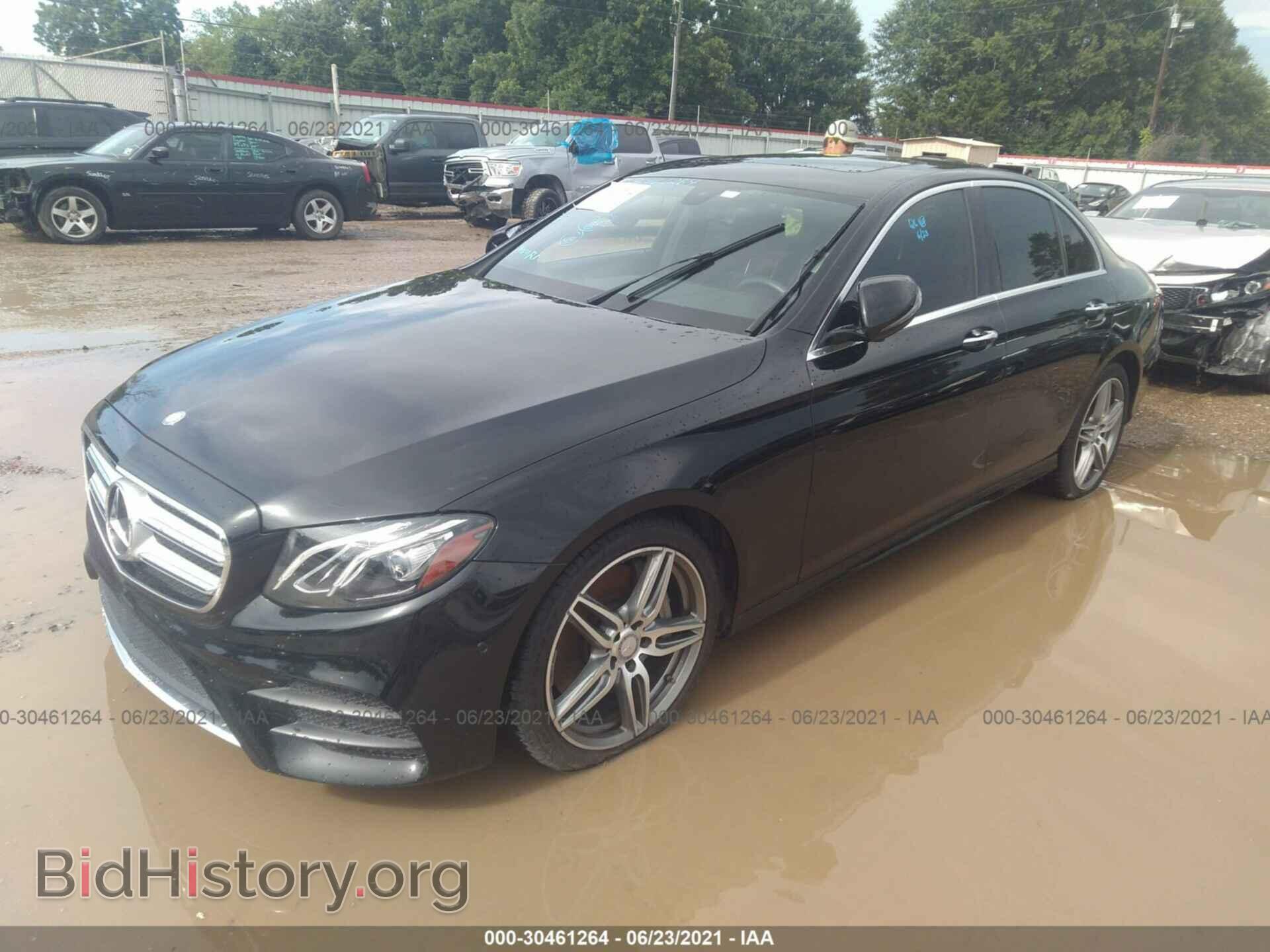 2017 MERCEDES-BENZ E-CLASS - VIN: WDDZF4JB2HA037446 - Фото 2