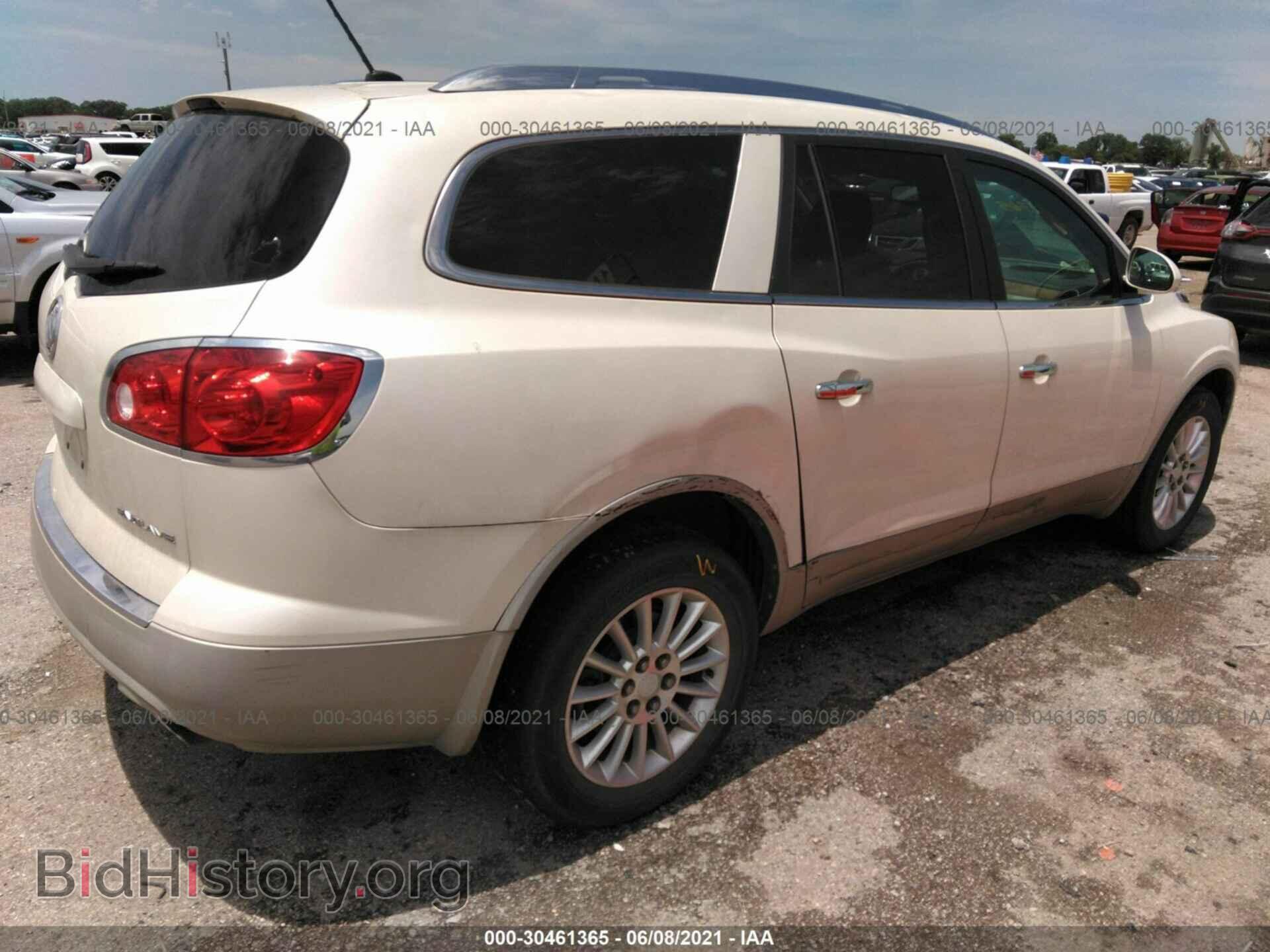 2011 BUICK ENCLAVE - VIN: 5GAKRAED1BJ403659 - Photo 4