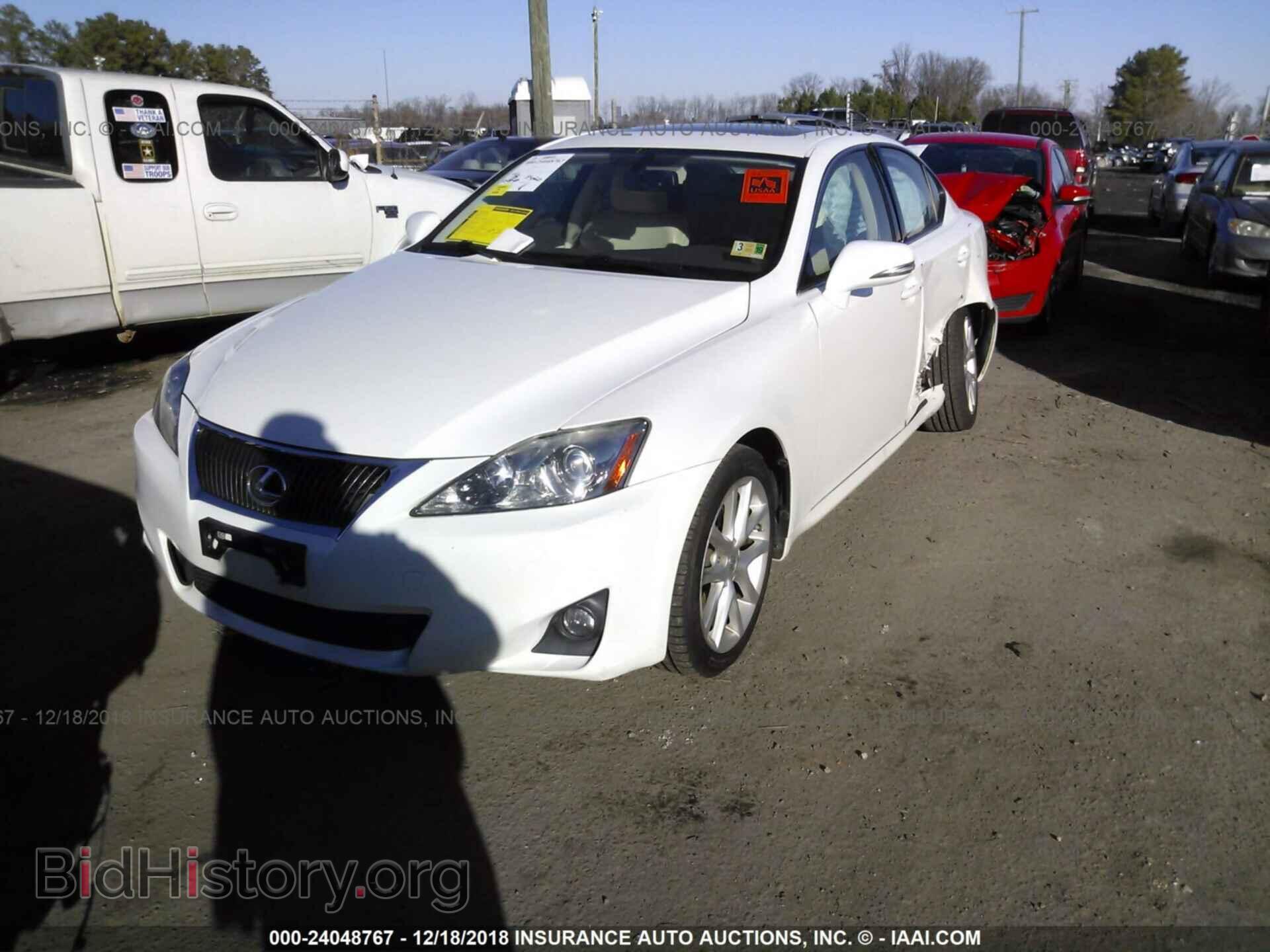 2011 LEXUS IS - VIN: JTHCF5C24B5052144 - Фото 2