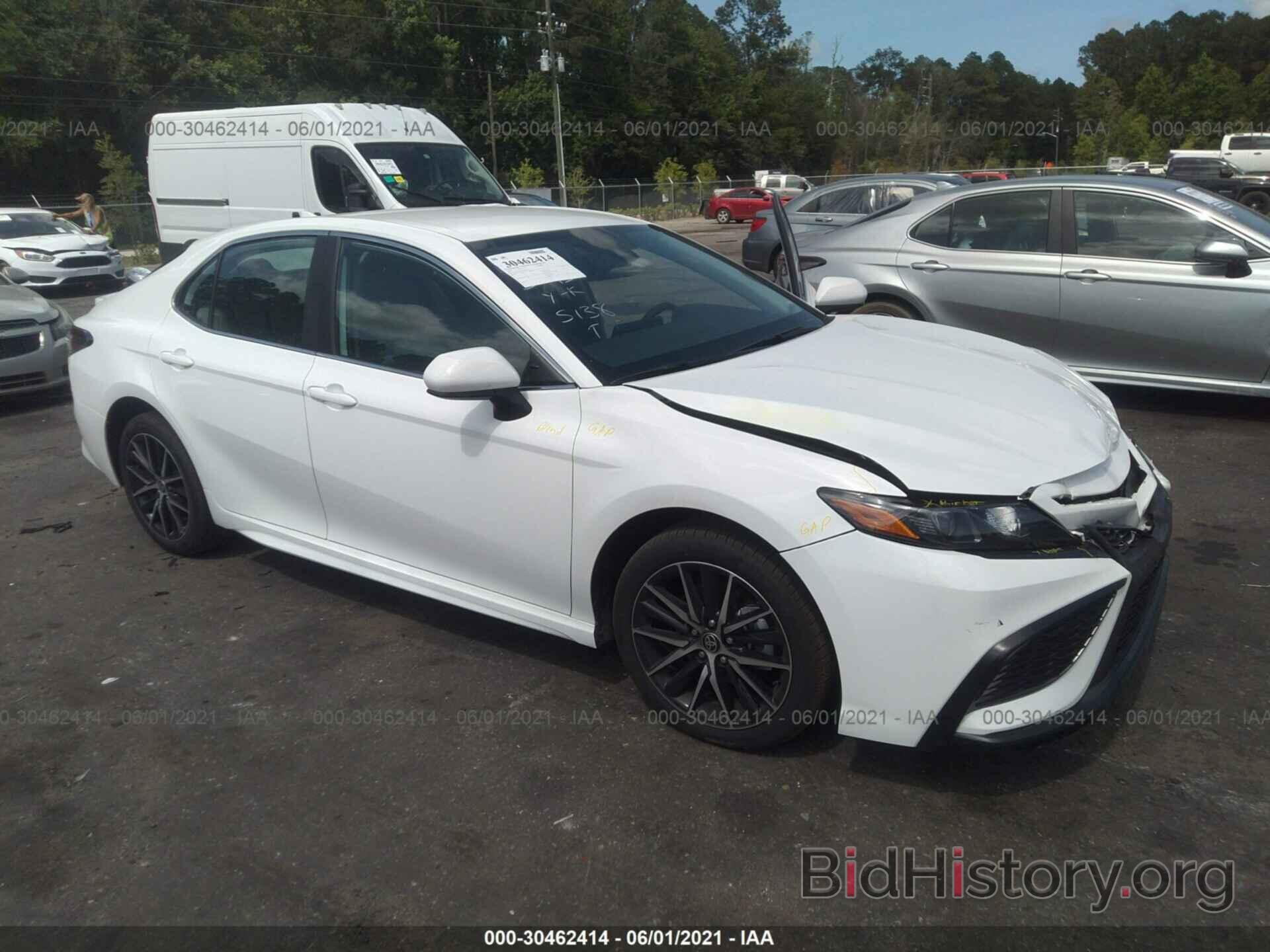 Photo 4T1G11AK0MU445138 - TOYOTA CAMRY 2021