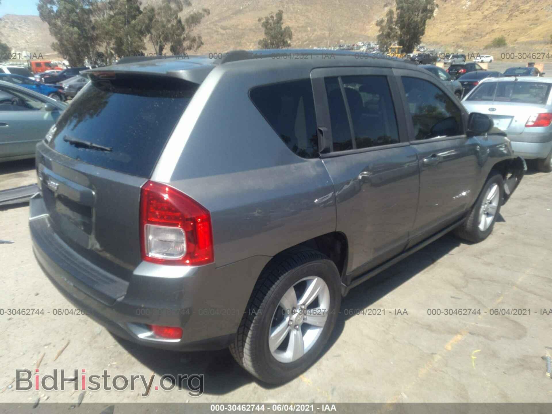 2011 JEEP COMPASS - VIN: 1J4NT1FAXBD290112 - Фото 4