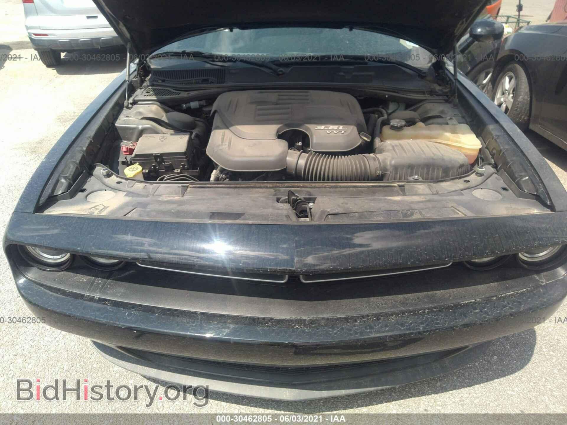 2016 DODGE CHALLENGER - VIN: 2C3CDZAG2GH308900 - Фото 10
