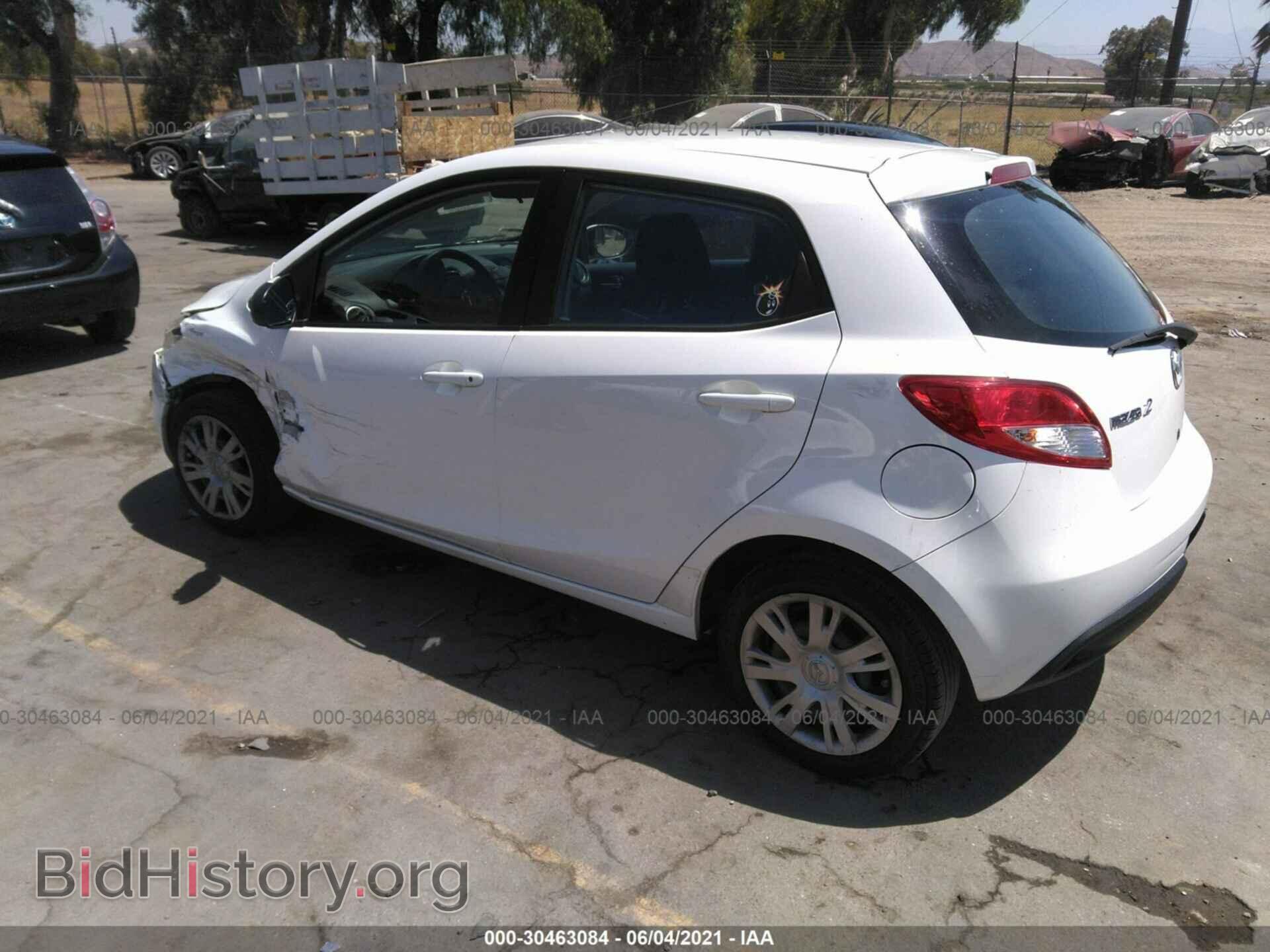 2011 MAZDA MAZDA2 - VIN: JM1DE1HZ5B0130404 - Фото 3
