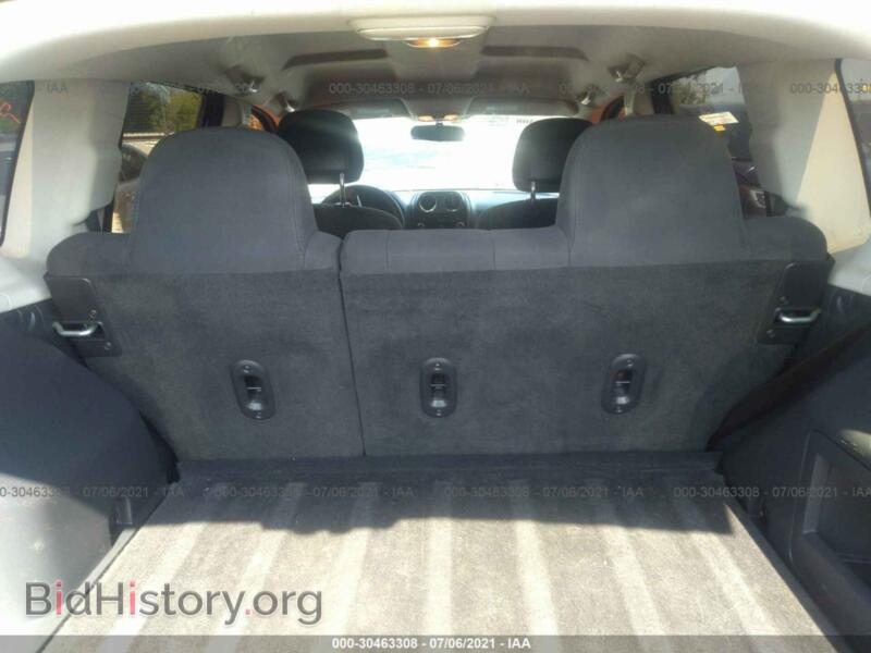 2011 Jeep COMPASS (VIN 1J4NT1FA1BD249383) — photo 8 of 11