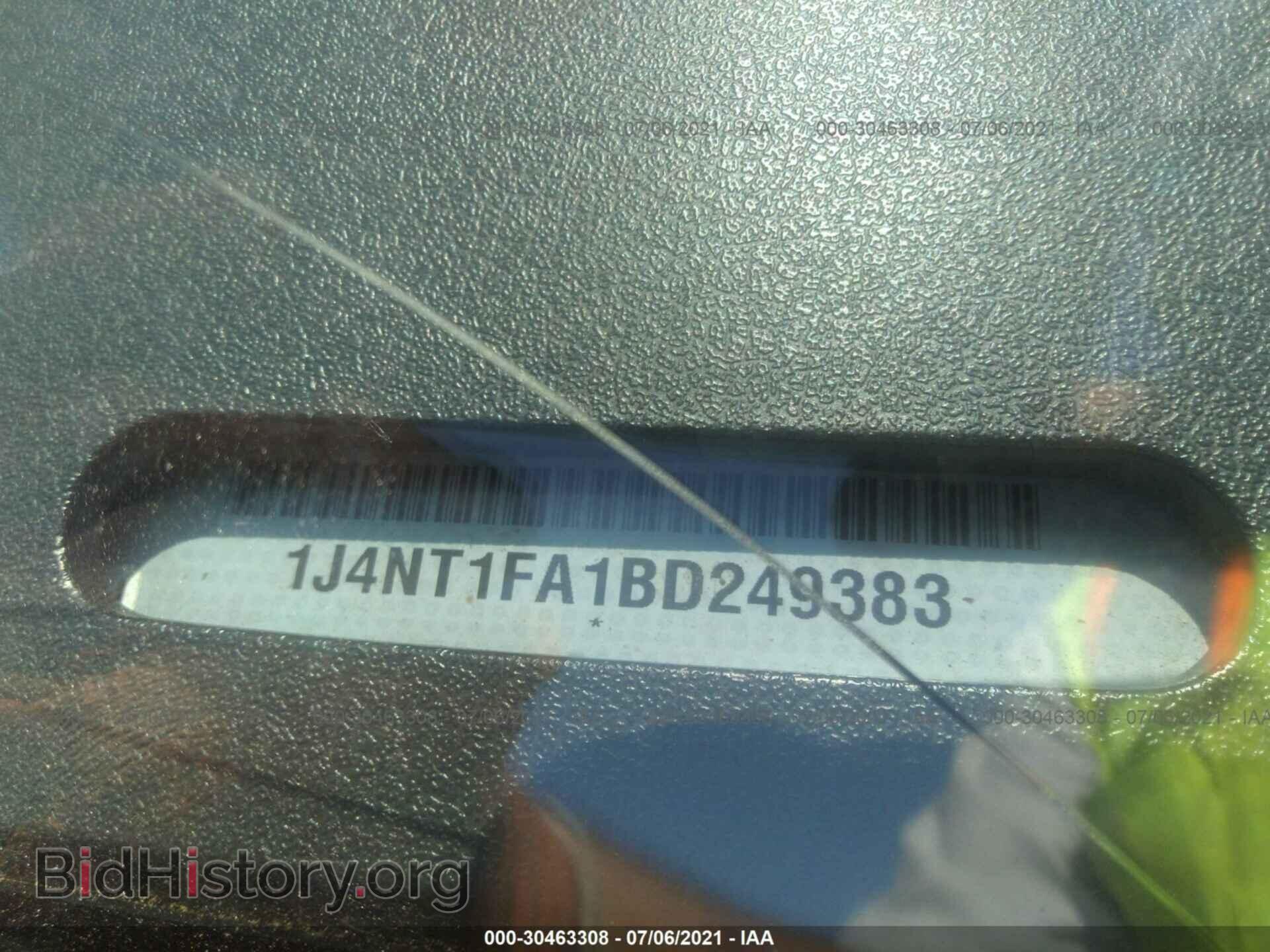 2011 JEEP COMPASS - VIN: 1J4NT1FA1BD249383 - Фото 9