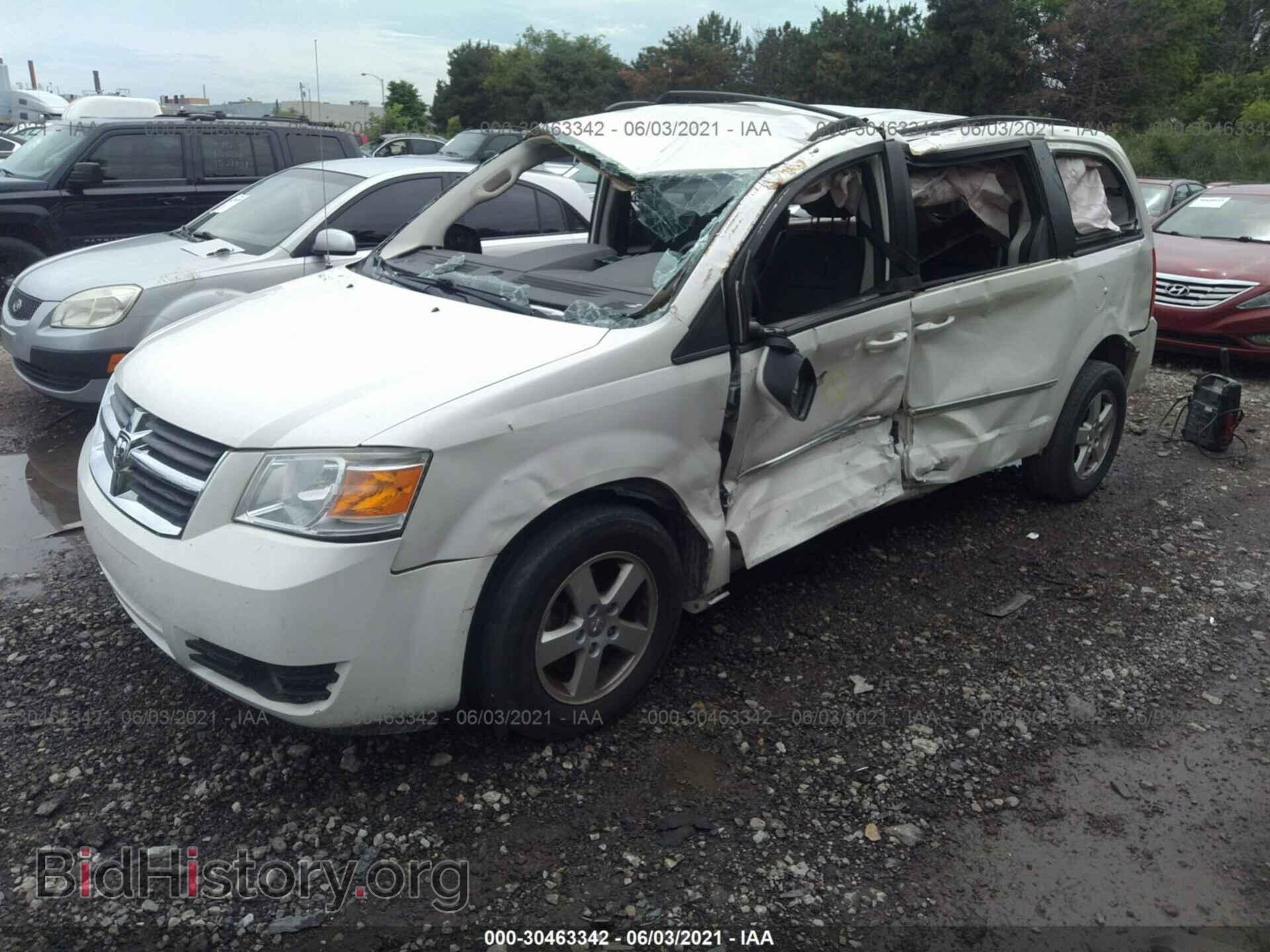 2010 DODGE GRAND CARAVAN - VIN: 2D4RN5D10AR154775 - Фото 2